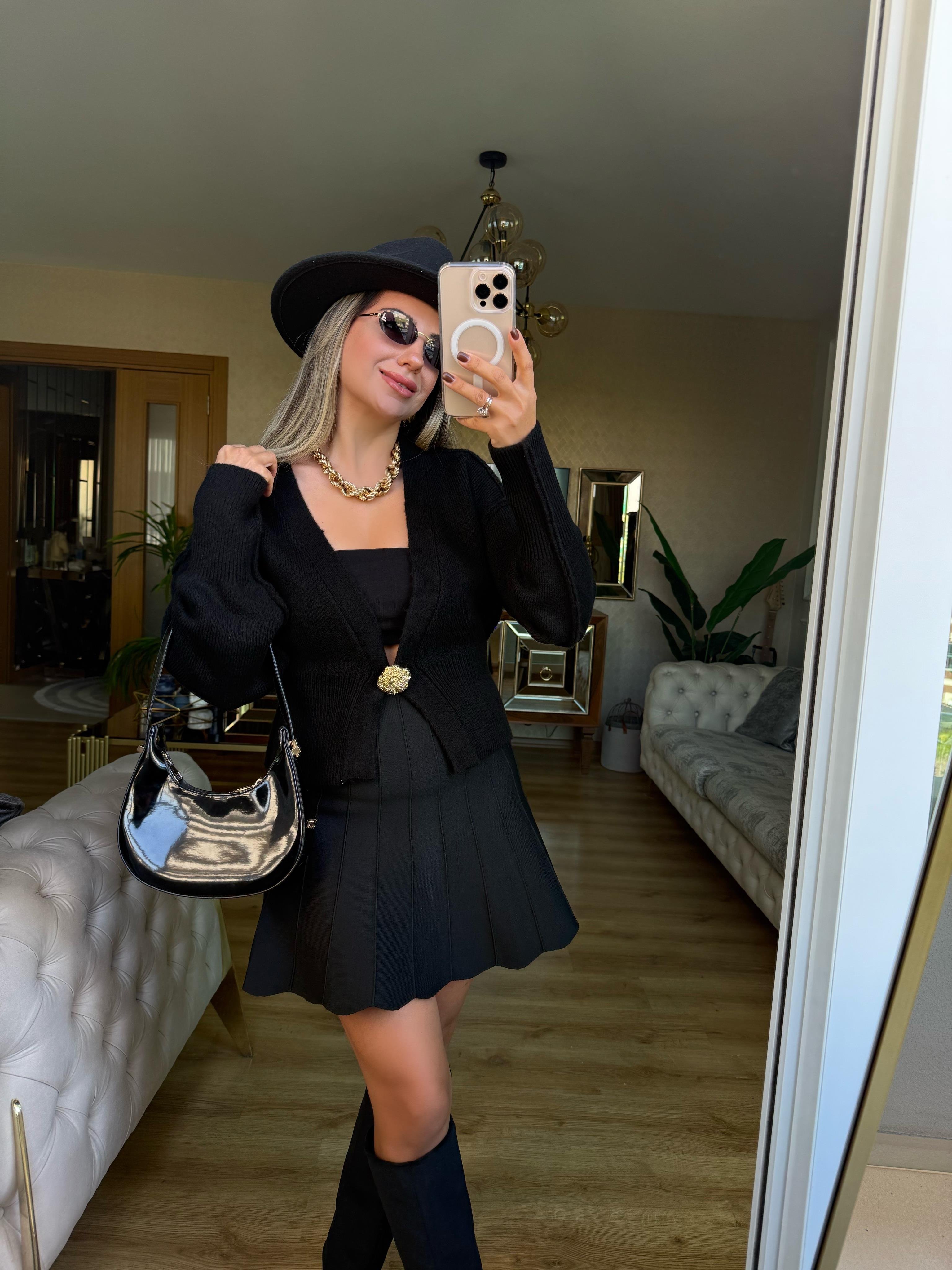 8938 Gold Tek Düğmeli Hırka