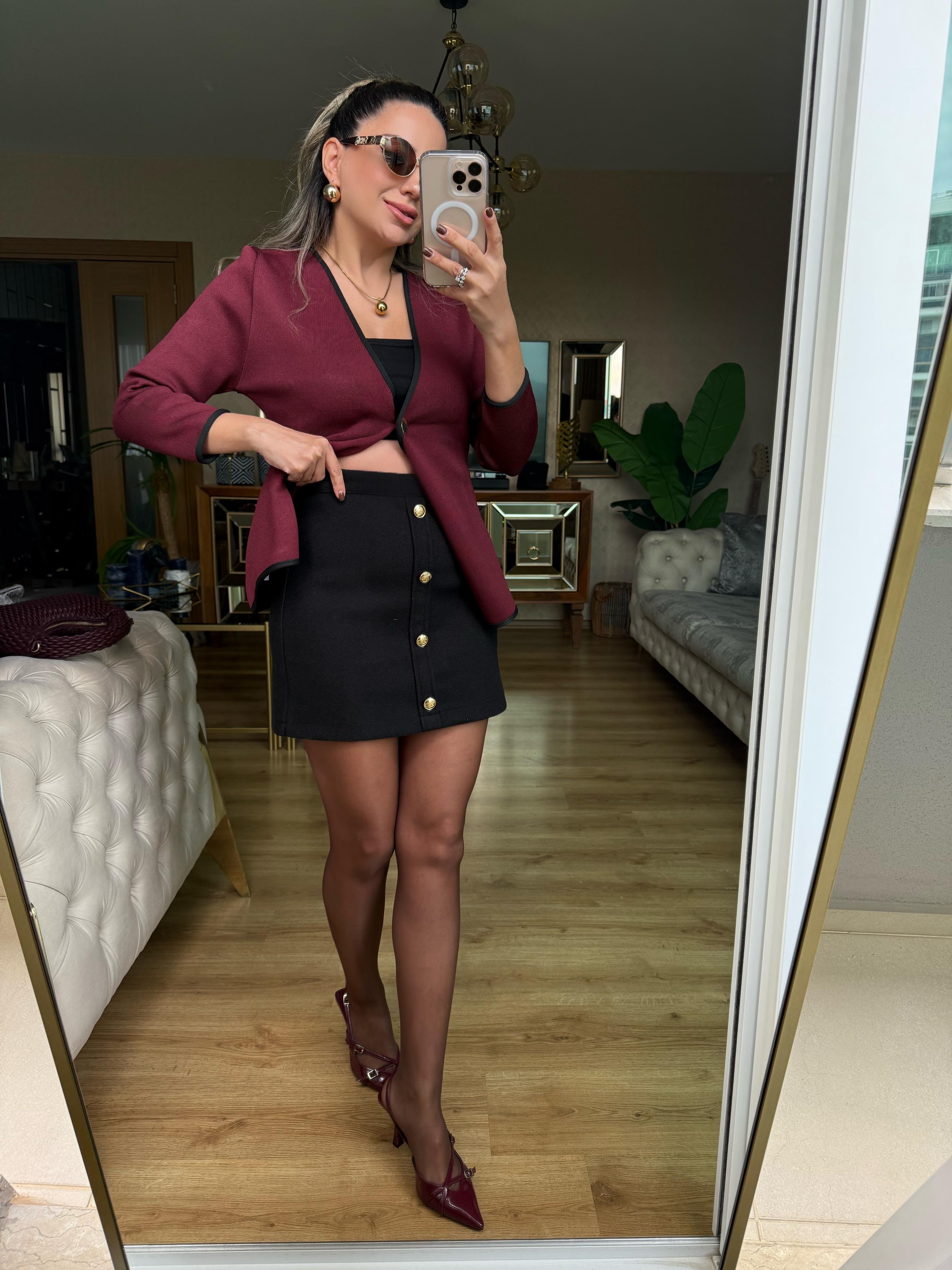 8957 Düğmeli Mini Etek