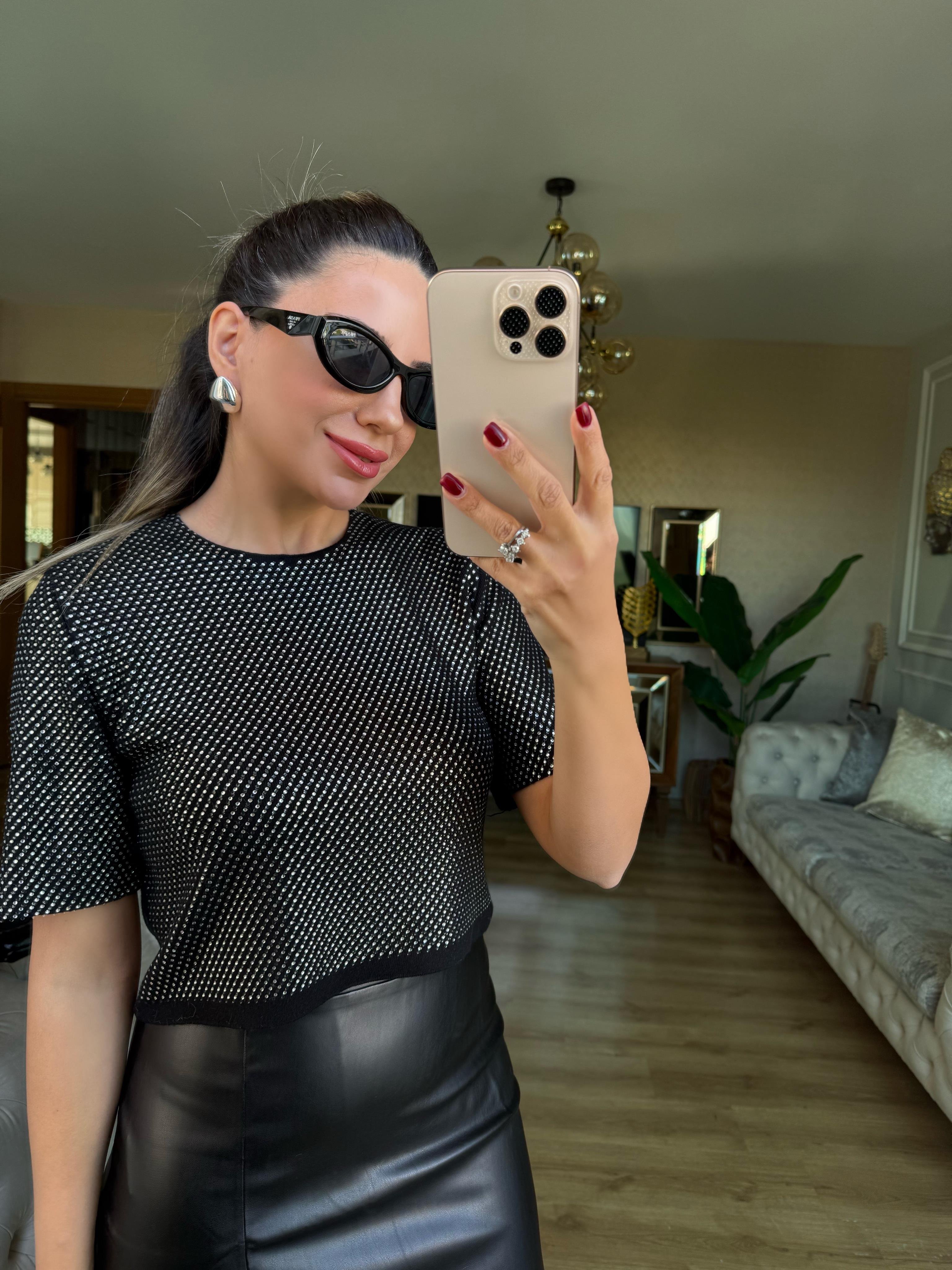 9010 Taşlı Triko Bluz