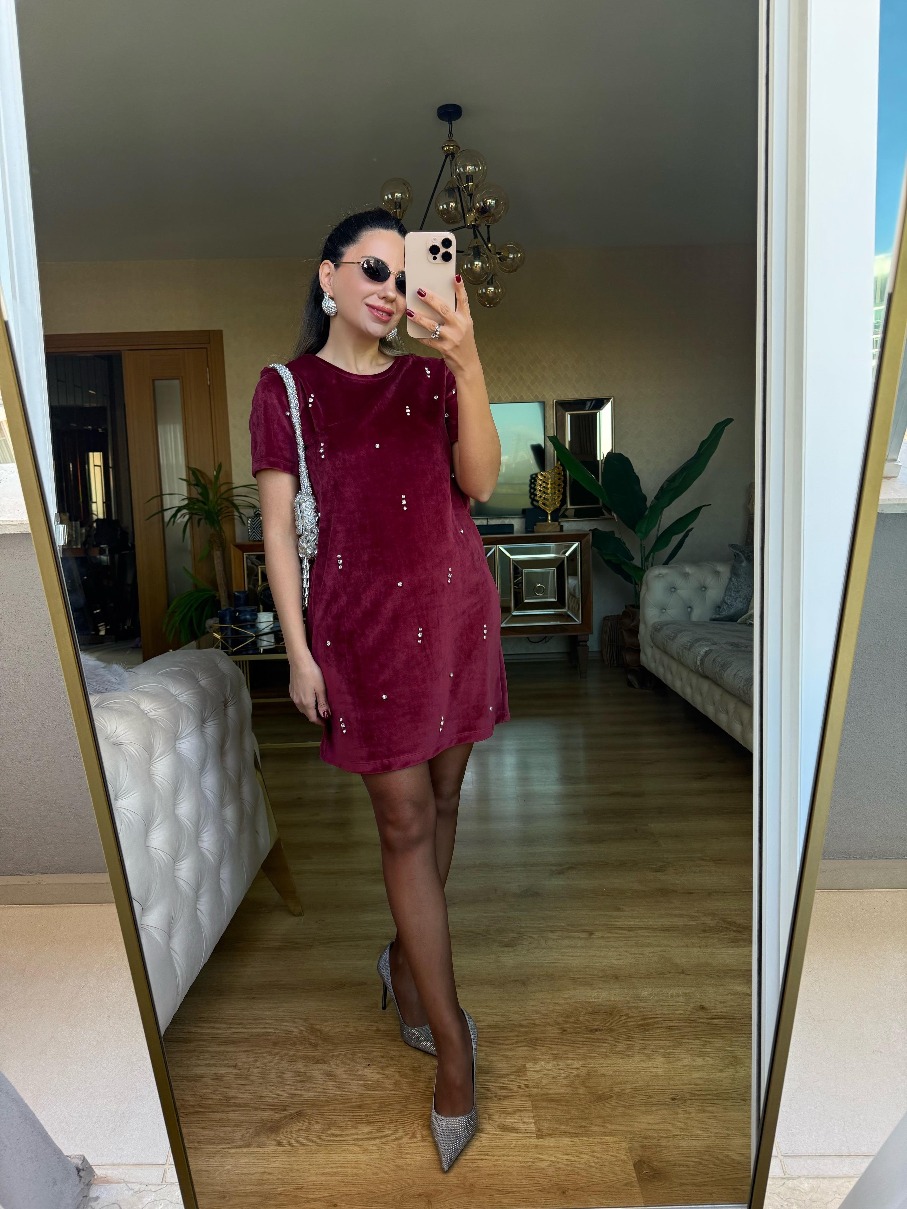 9017 Taşlı Kadife Elbise