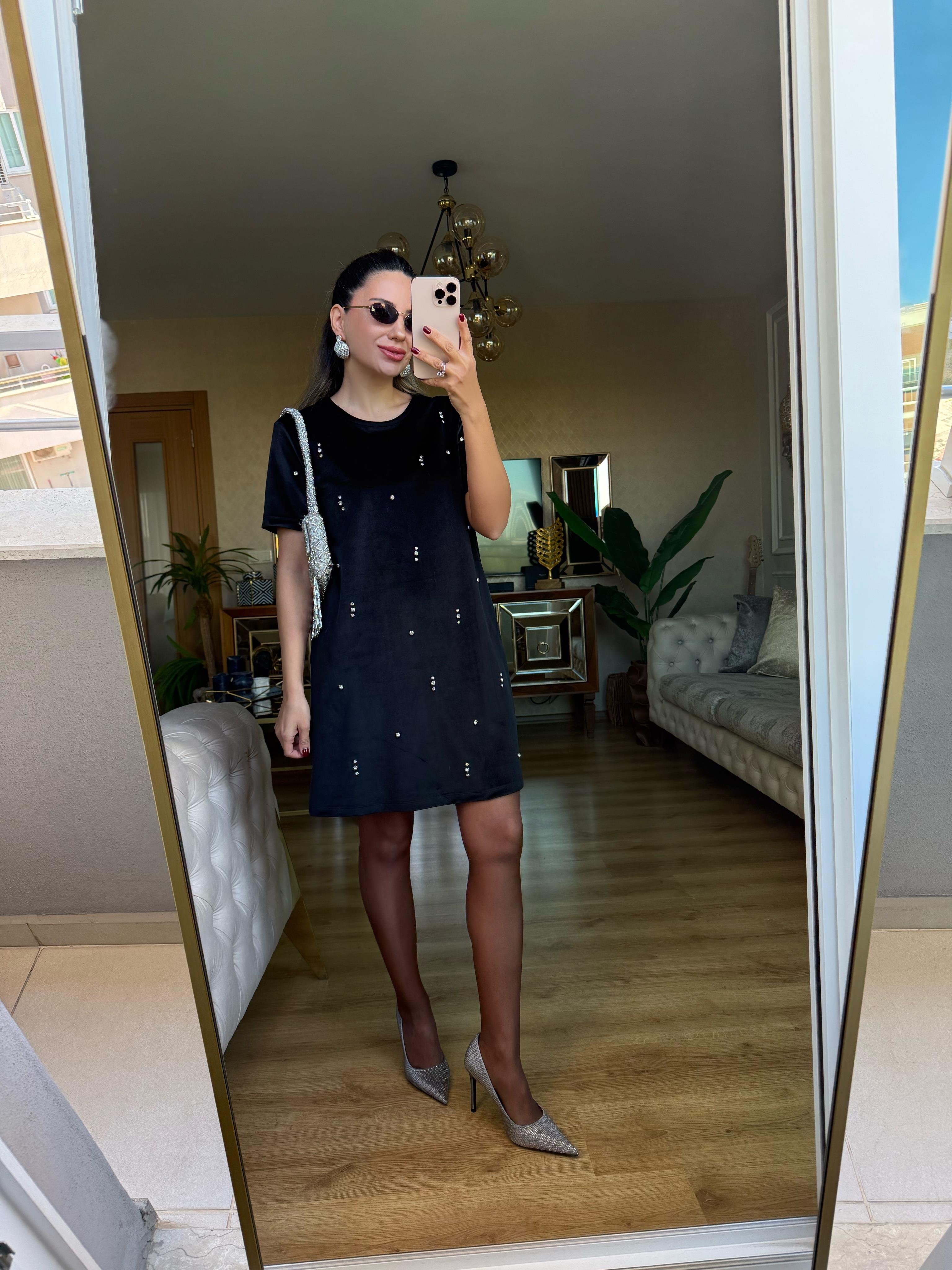 9017 Taşlı Kadife Elbise