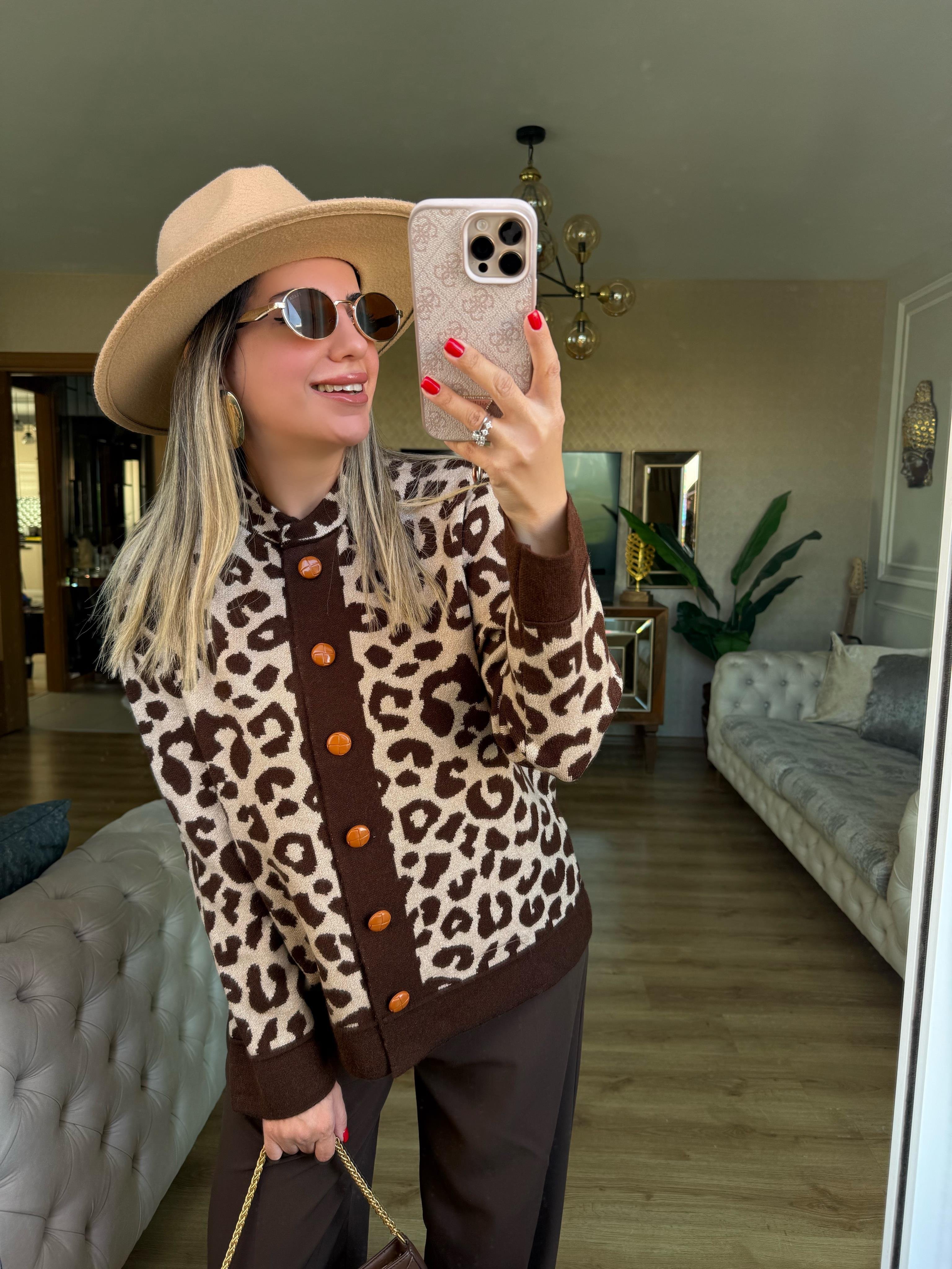9207 Patili Leopar Hırka
