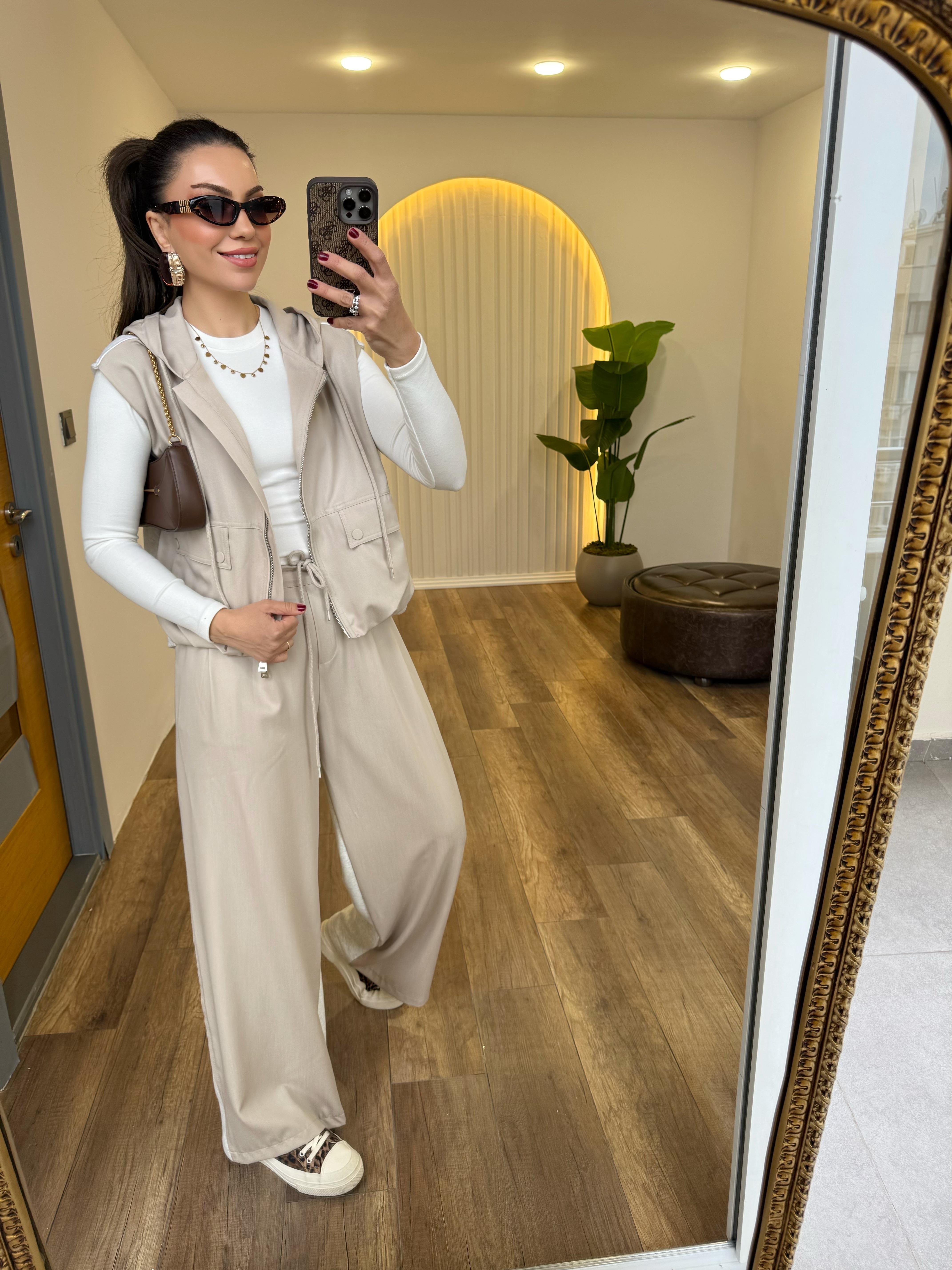 9264 Bej Arka Beli Lastikli Pantolon