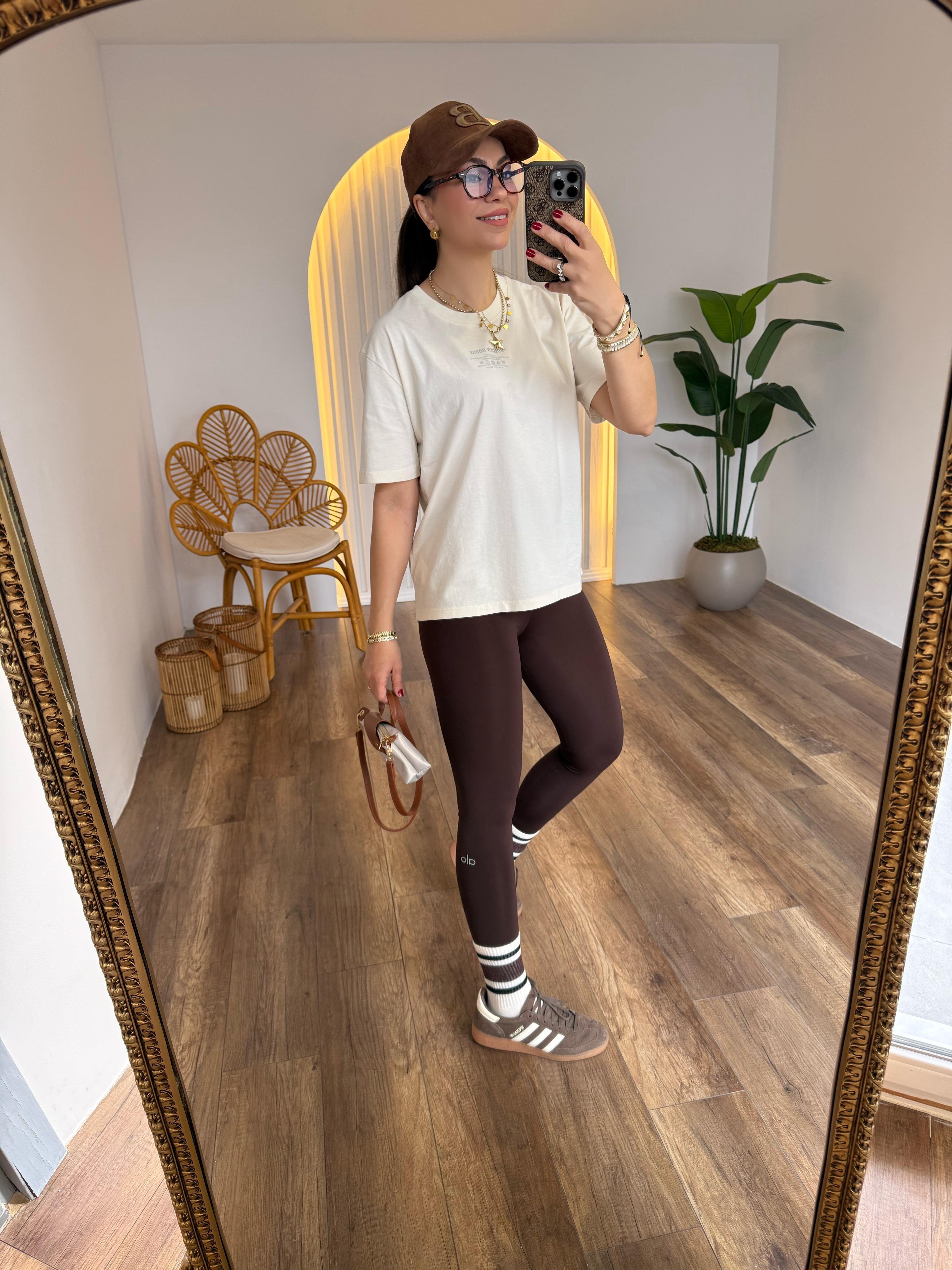 9320 Golden G.Tshirt