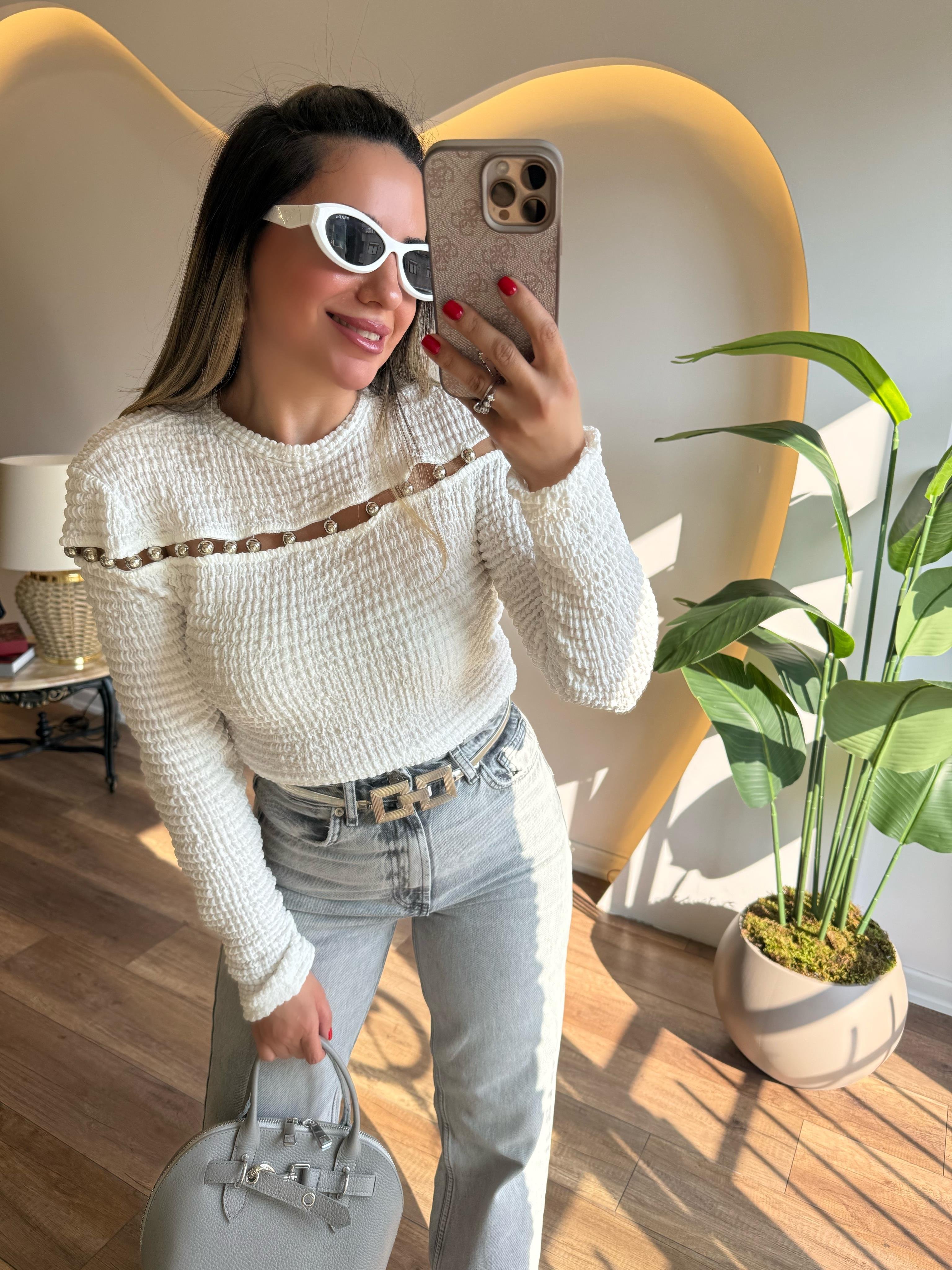 9397 Önü Boncuklu Bluz