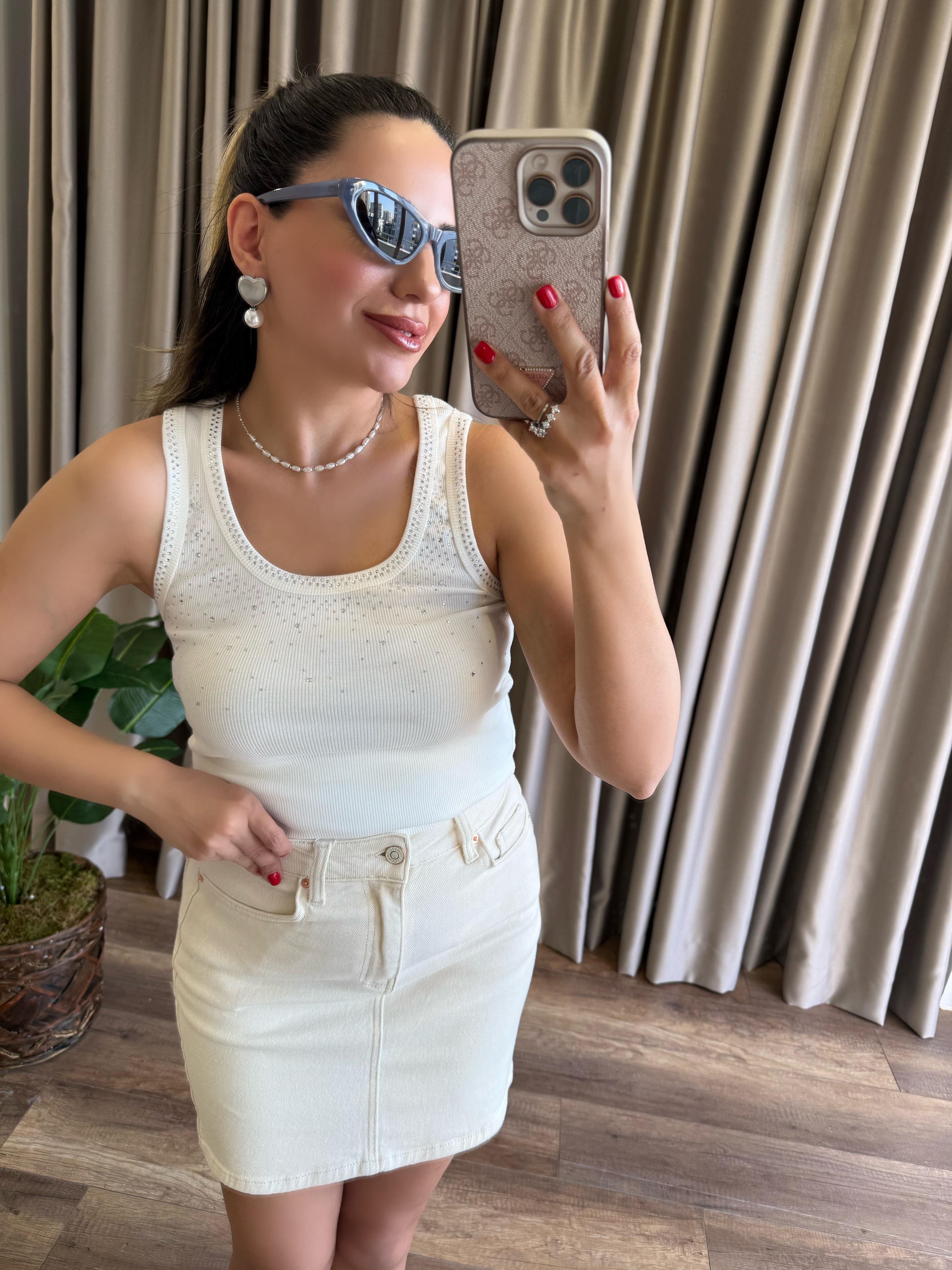 9516 Önü Taşlı Kalın Askılı Atlet Bluz