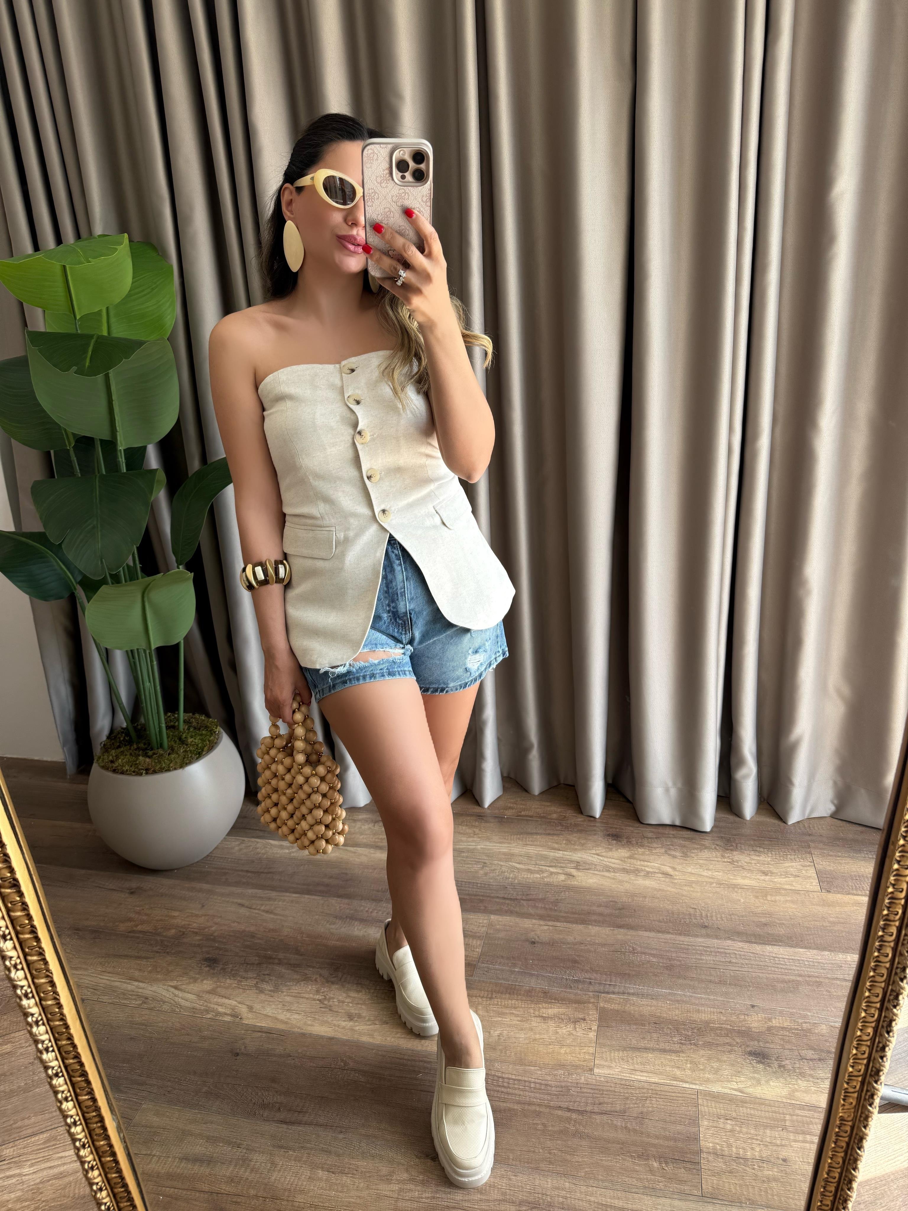 9645 Önden Düğmeli Natural Bluz