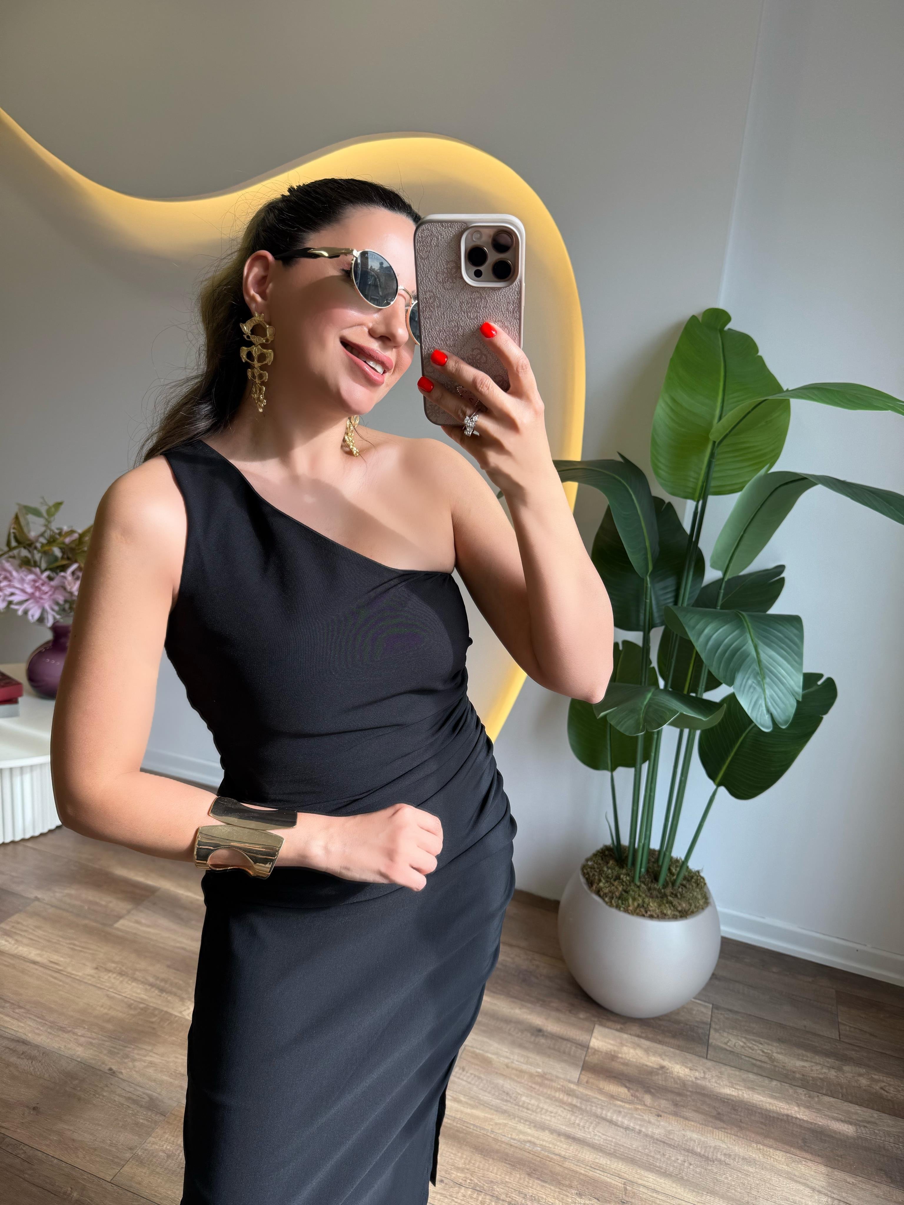 9698 Tek Omuz Drapeli Elbise