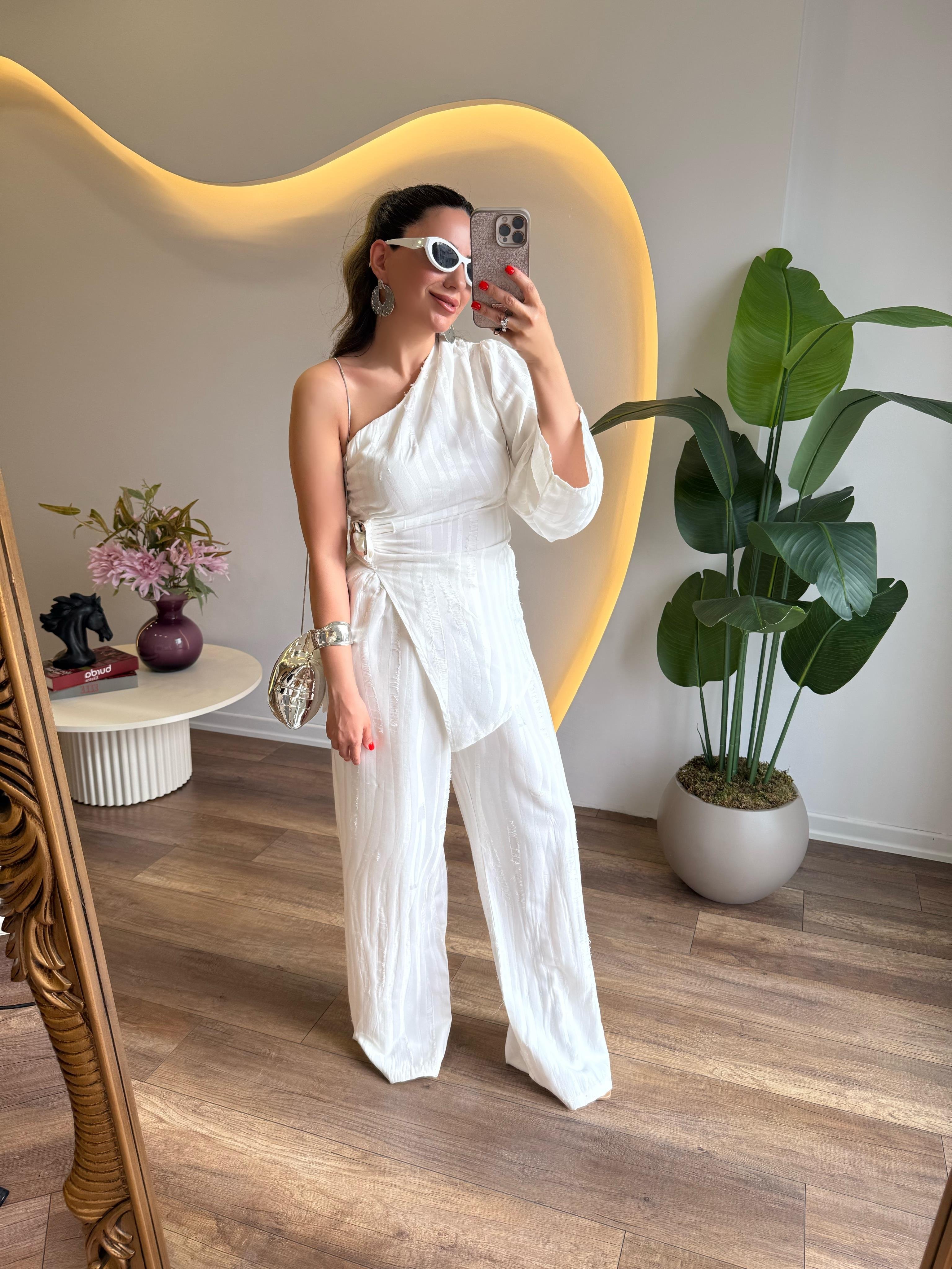 9717 Yandan Tokalı Pantolon Bluz Takım