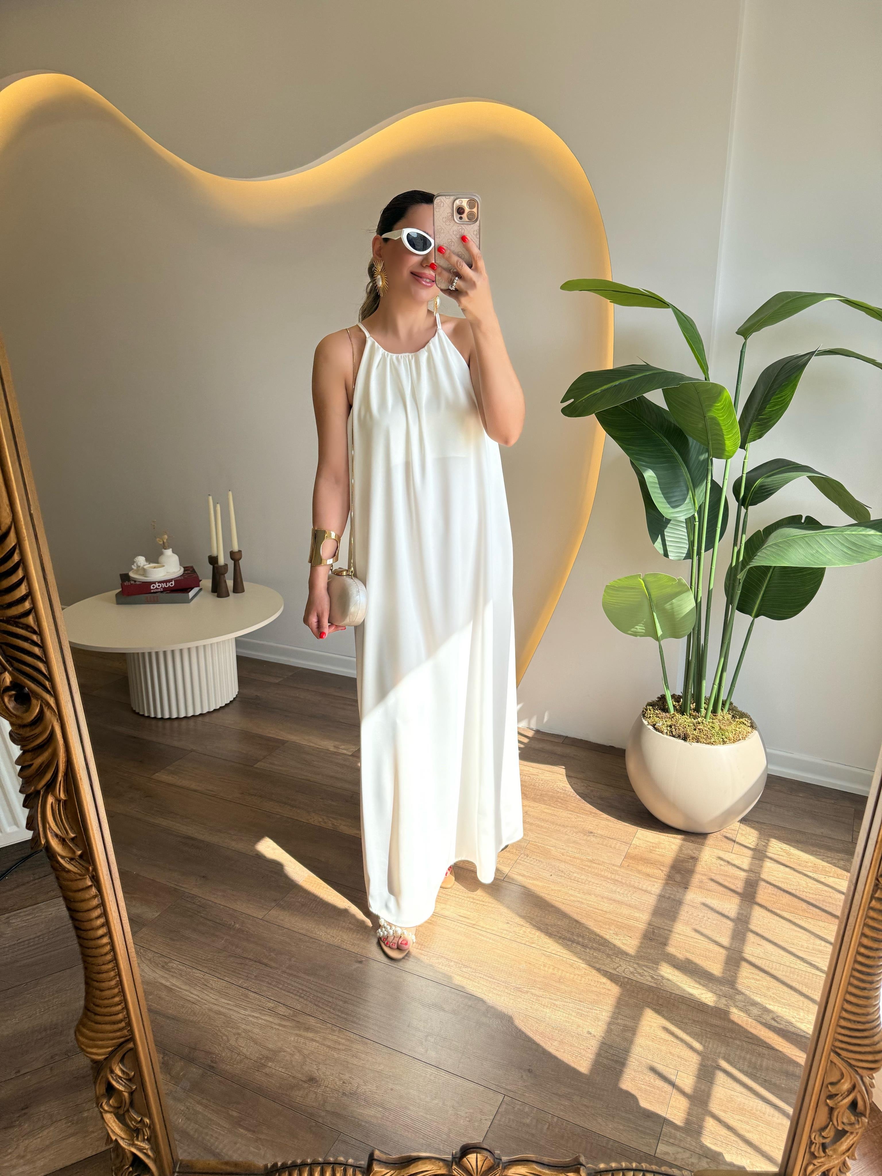 9728 Halter Yaka Saten Elbise