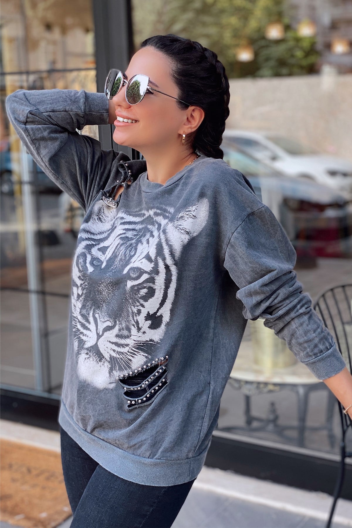 Aslan Detaylı Sweatshirt