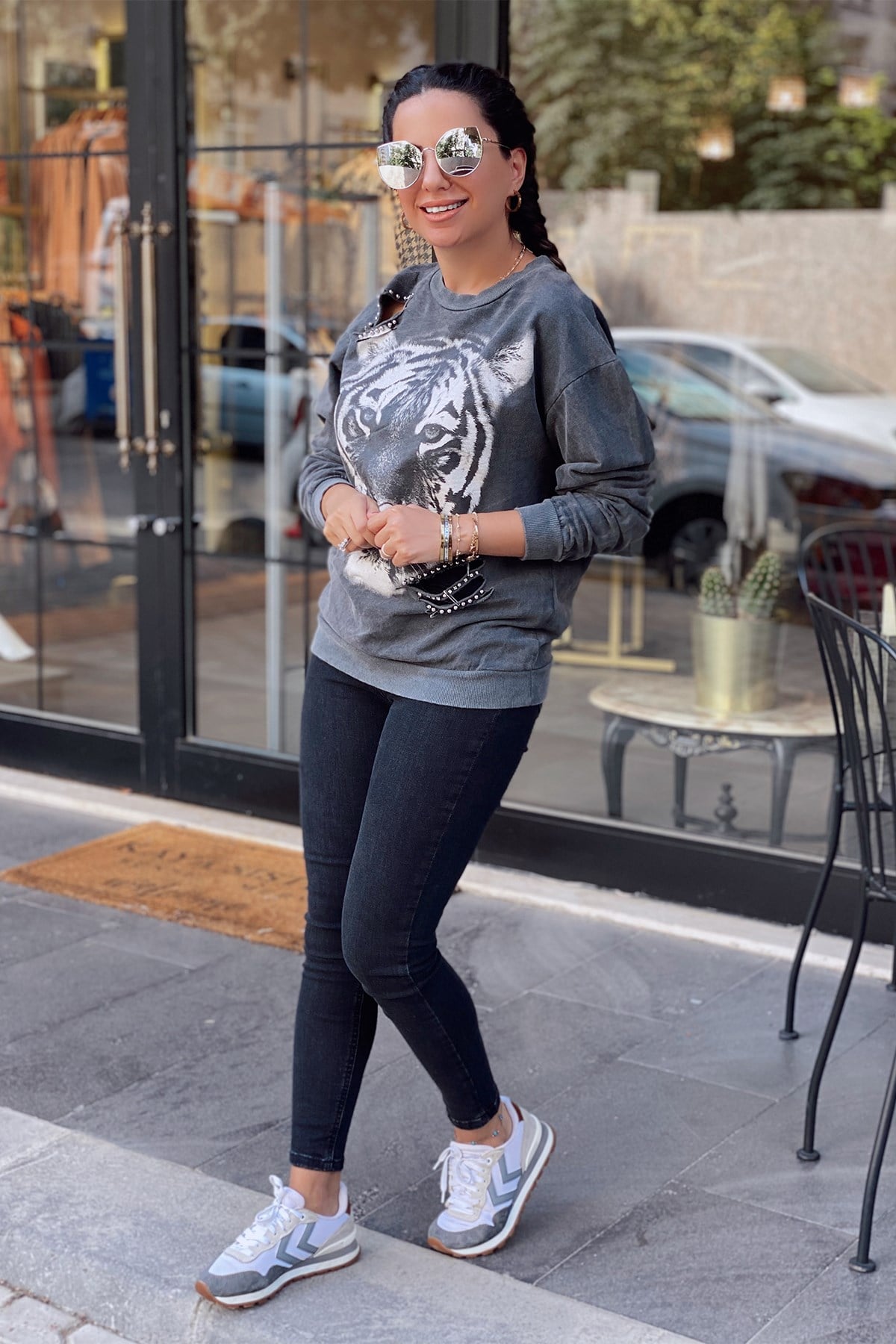 Aslan Detaylı Sweatshirt