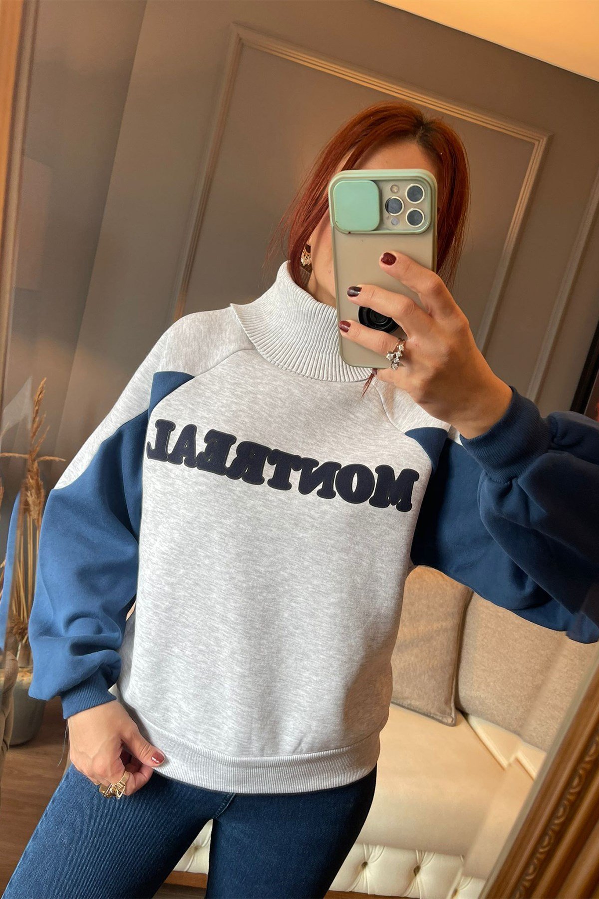 Balıkçı Yaka Baskılı Sweatshirt