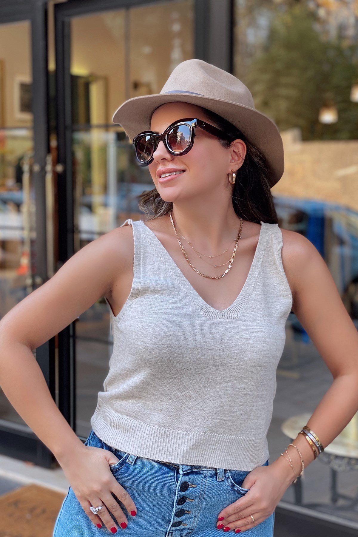 Bej  Askılı Triko Bluz