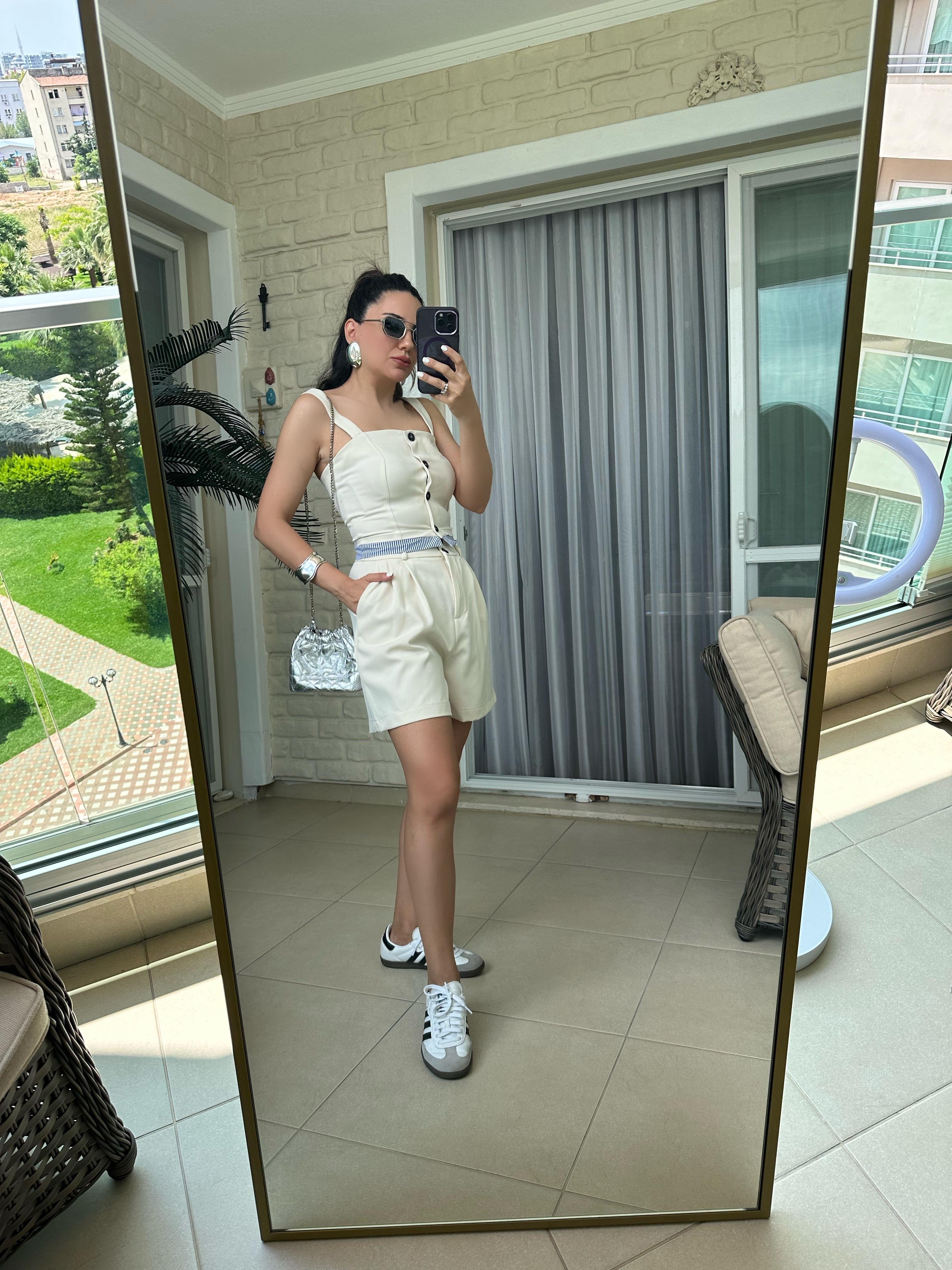 Bej Askılı Şort Bluz Takım