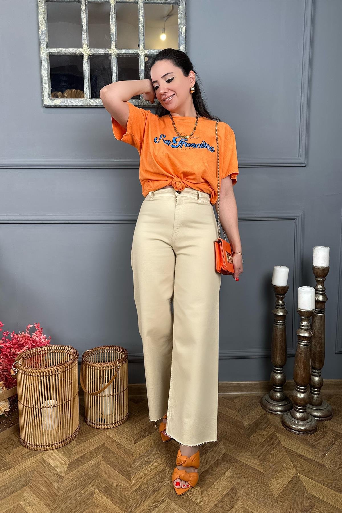 Bej Renk Paçası Kesik Bol Paça Pantolon