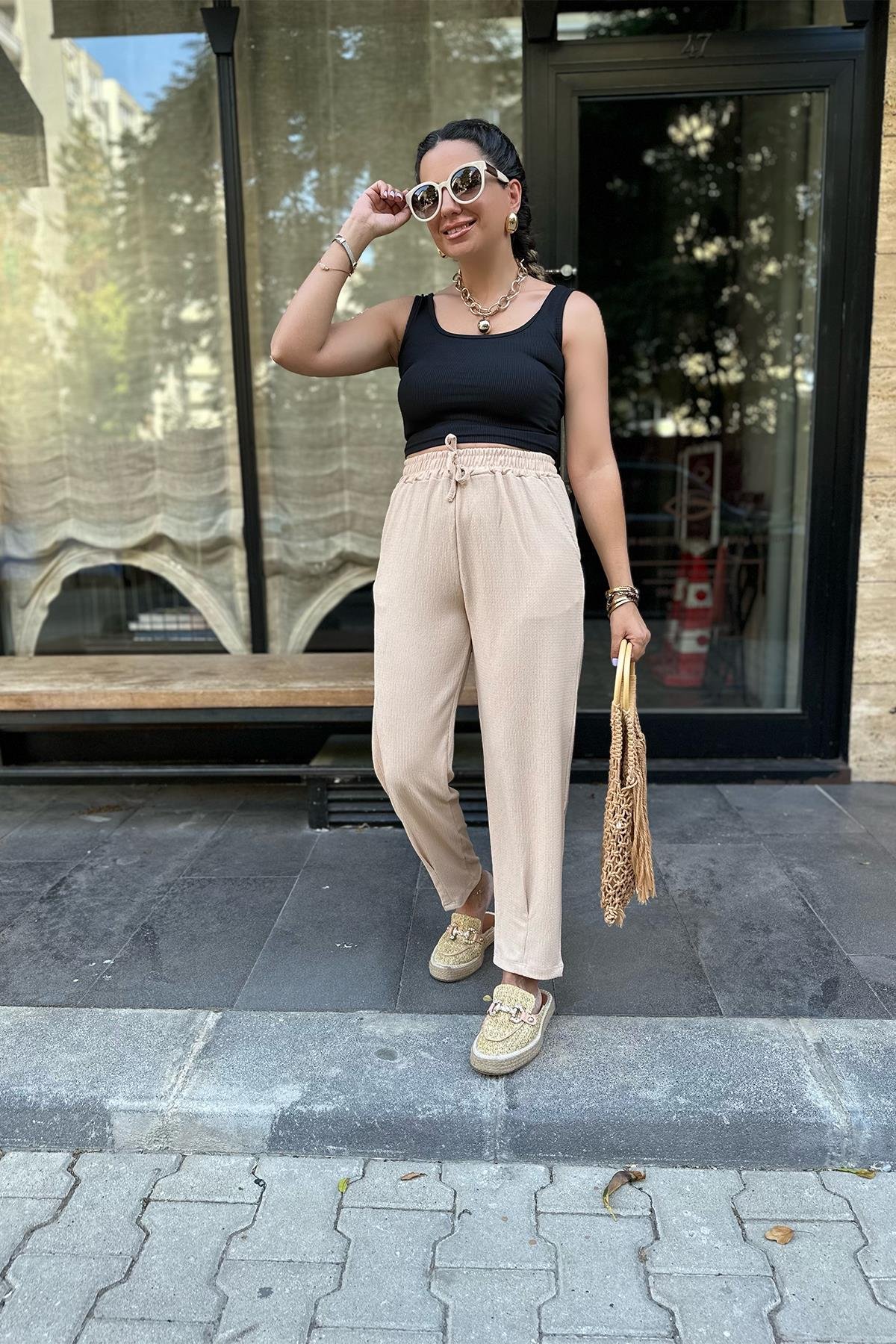 Beli Lastikli Bej Pantolon