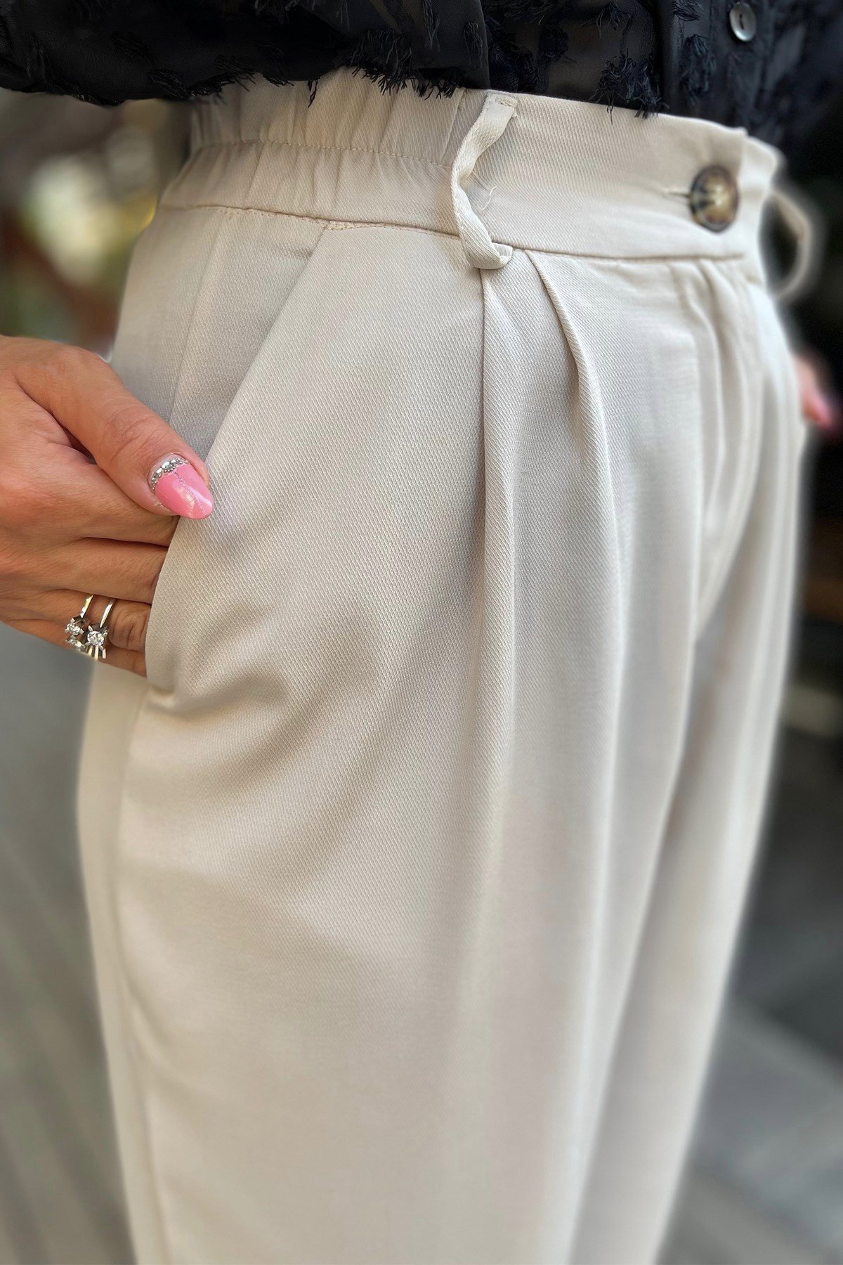 Beli Lastikli Taş Rengi  Pantolon