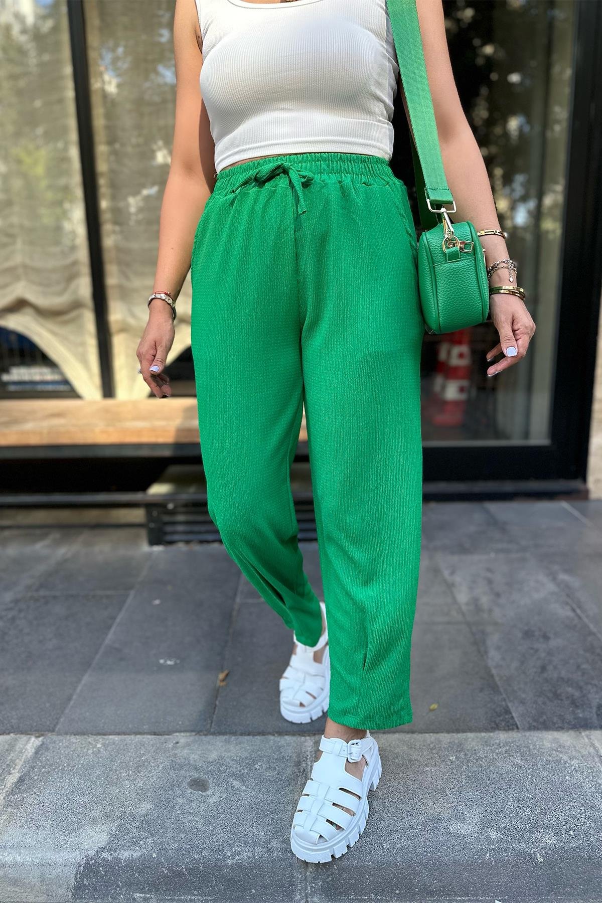 Beli Lastikli Yeşil  Pantolon