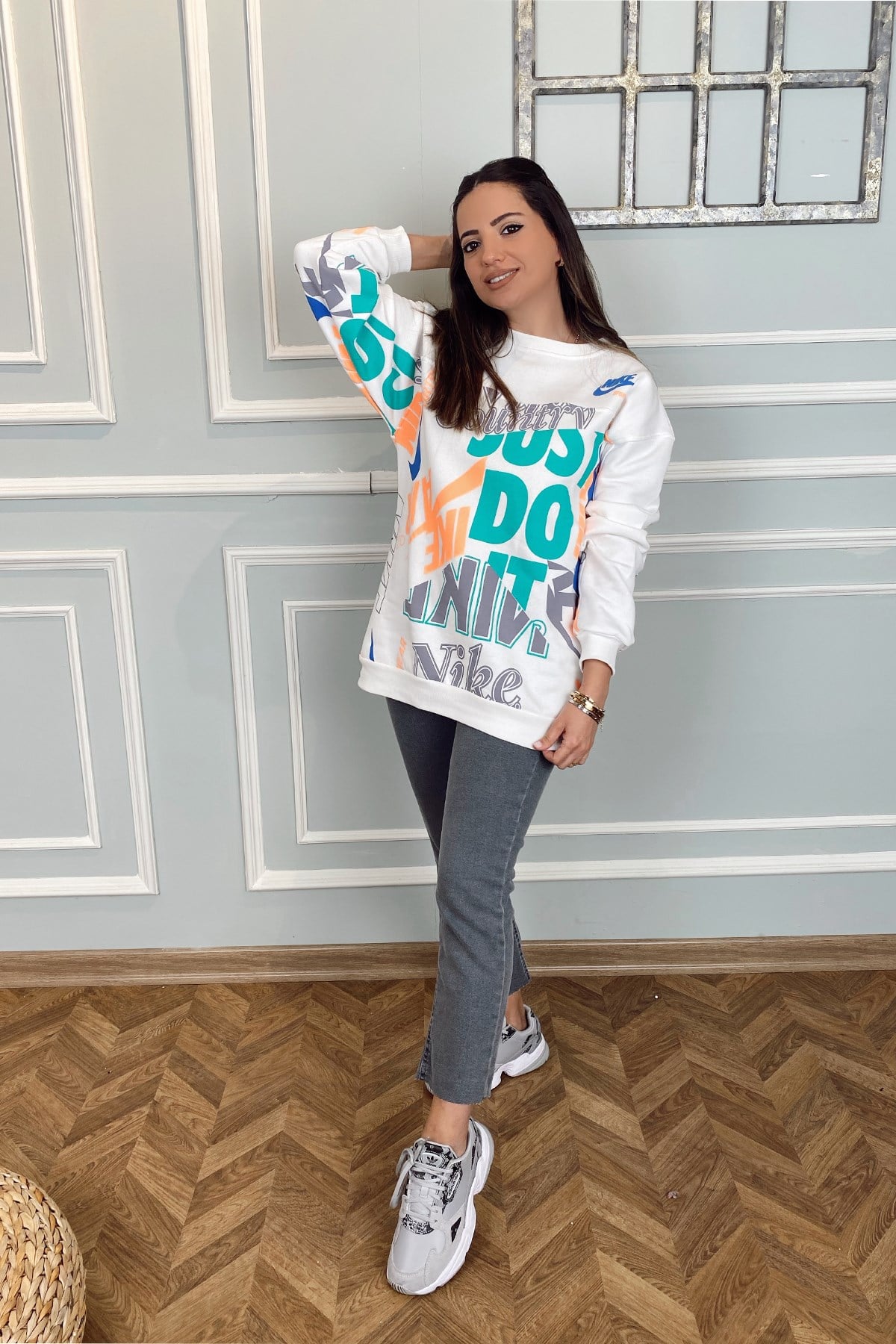 Beyaz Baskılı Sweatshirt