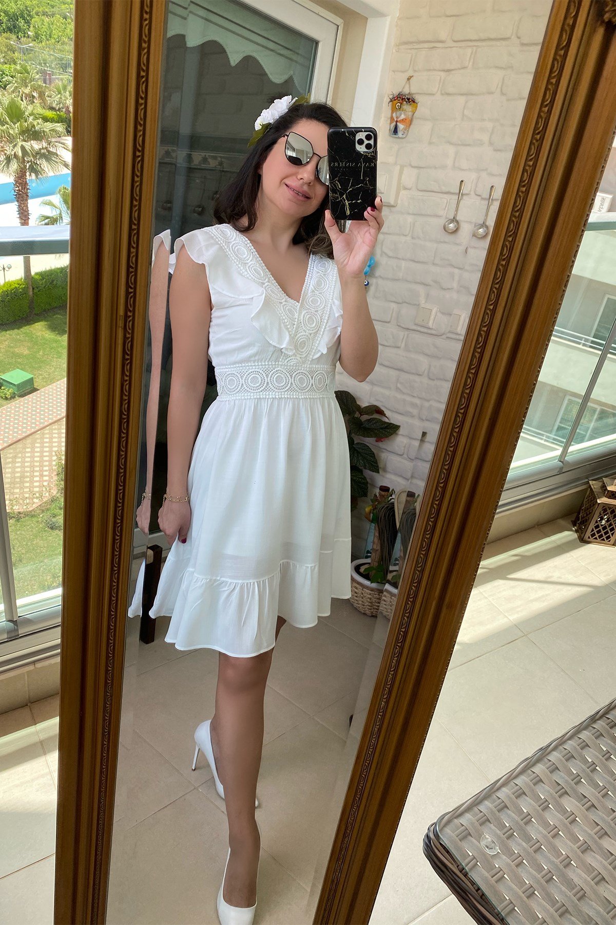 Beyaz Bel Kısmı Güpür Elbise
