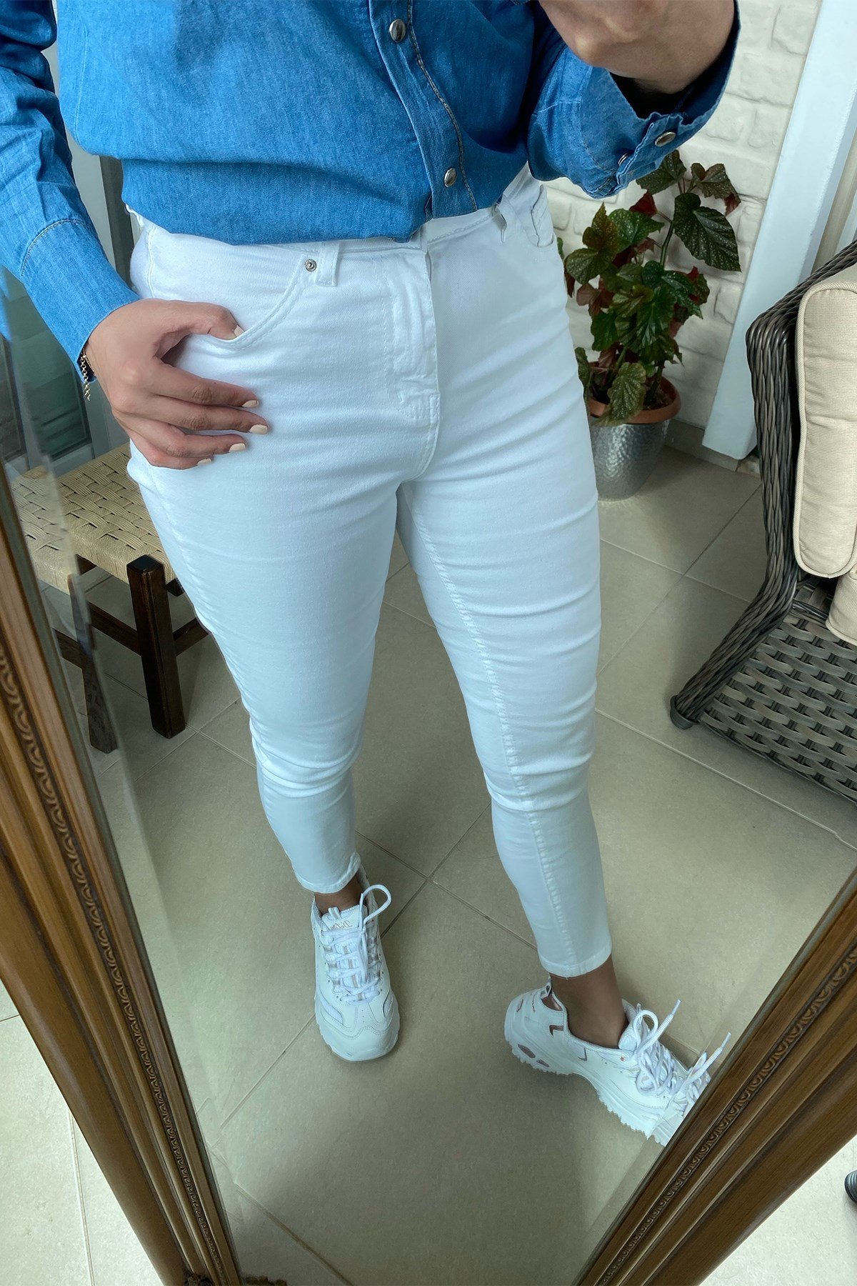 Beyaz Dar Kot Pantolon