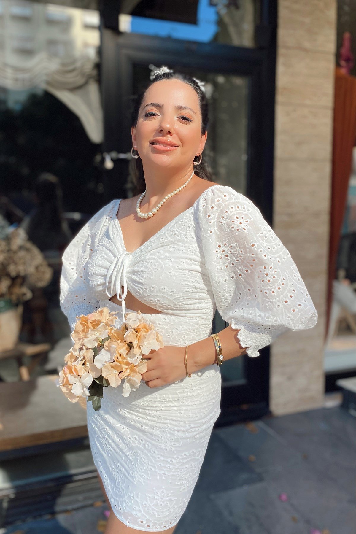 Beyaz Fisto Detaylı Elbise