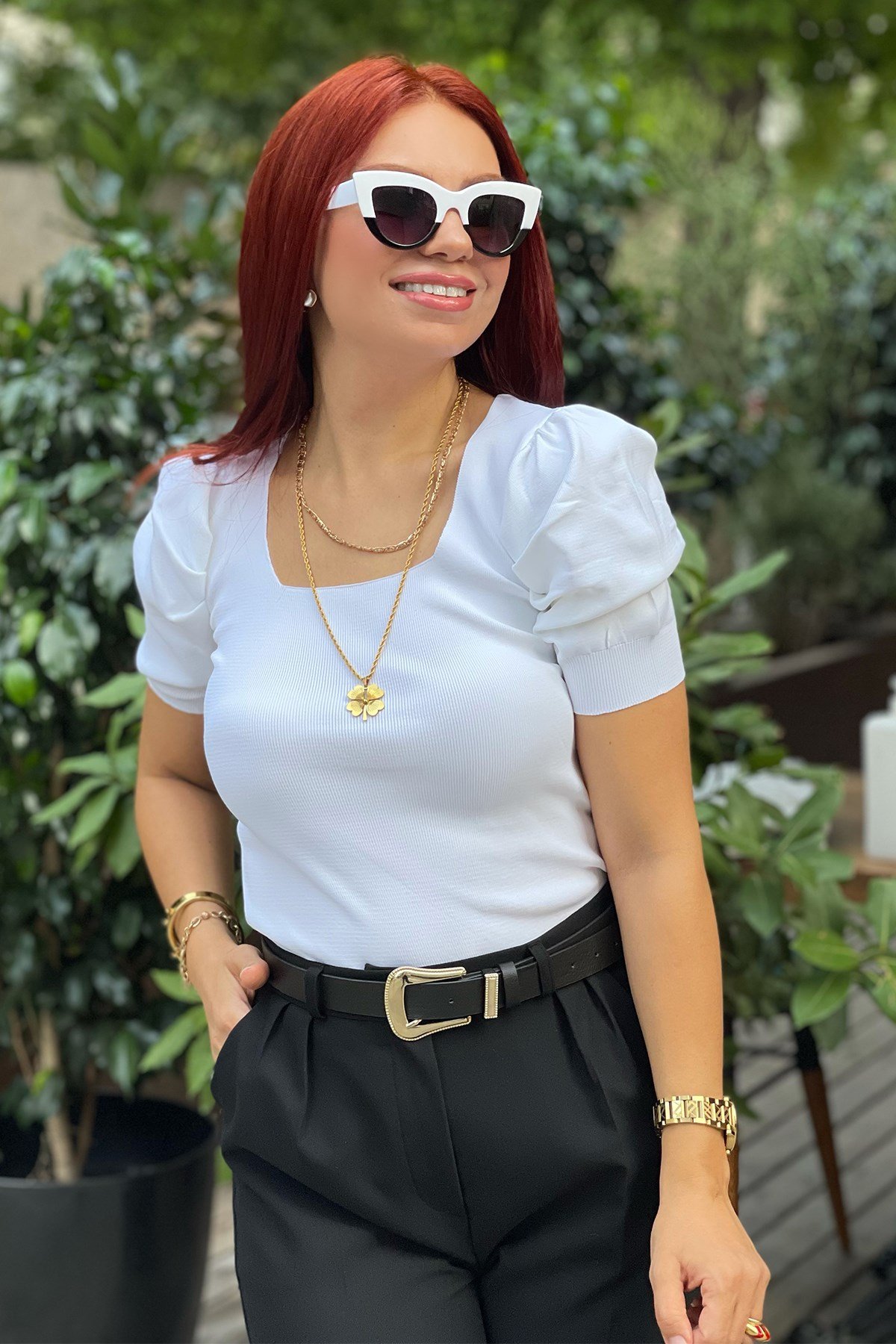 Beyaz Kolları Balon  Triko