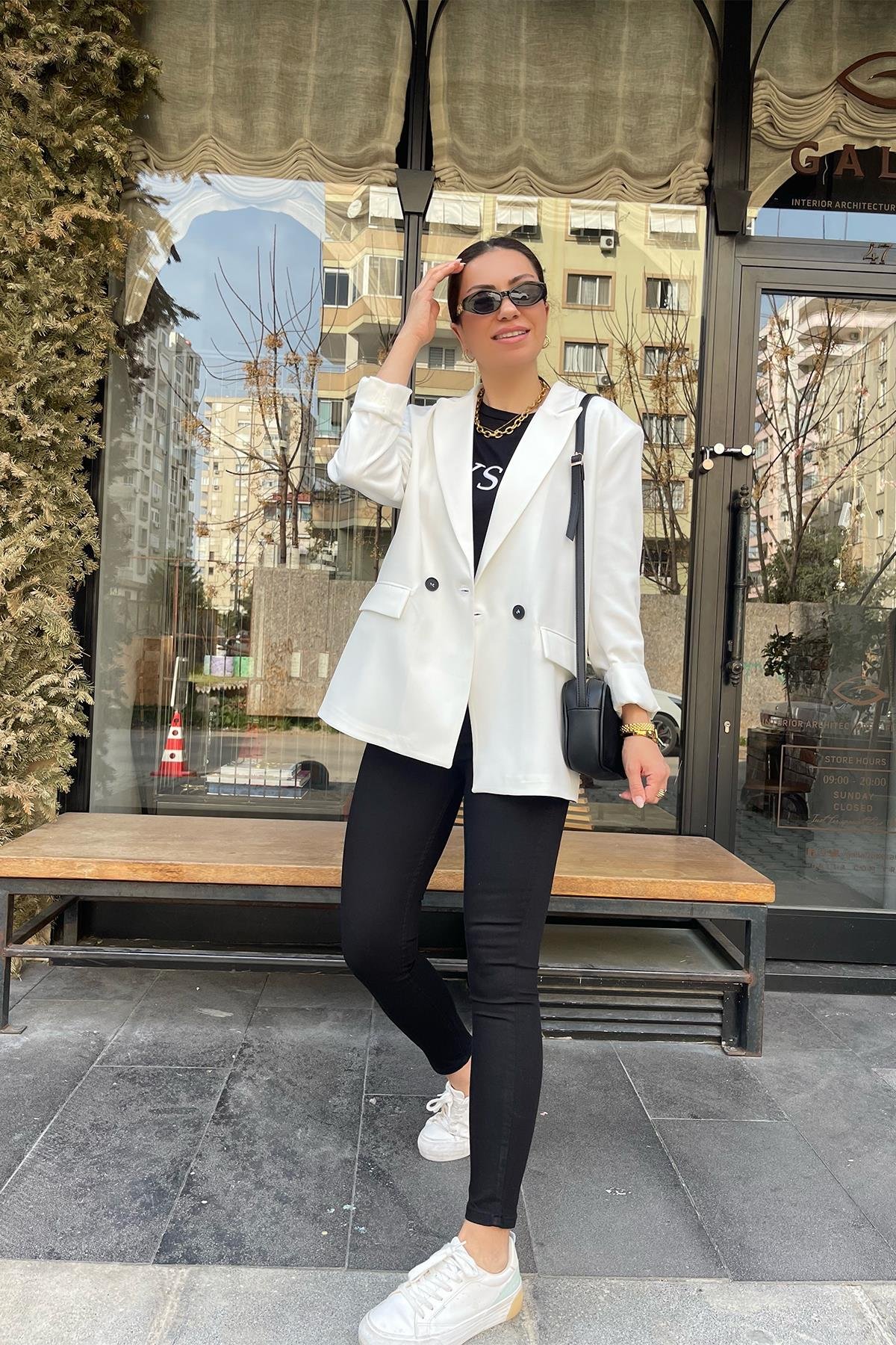 Beyaz Kruvaze Blazer Ceket