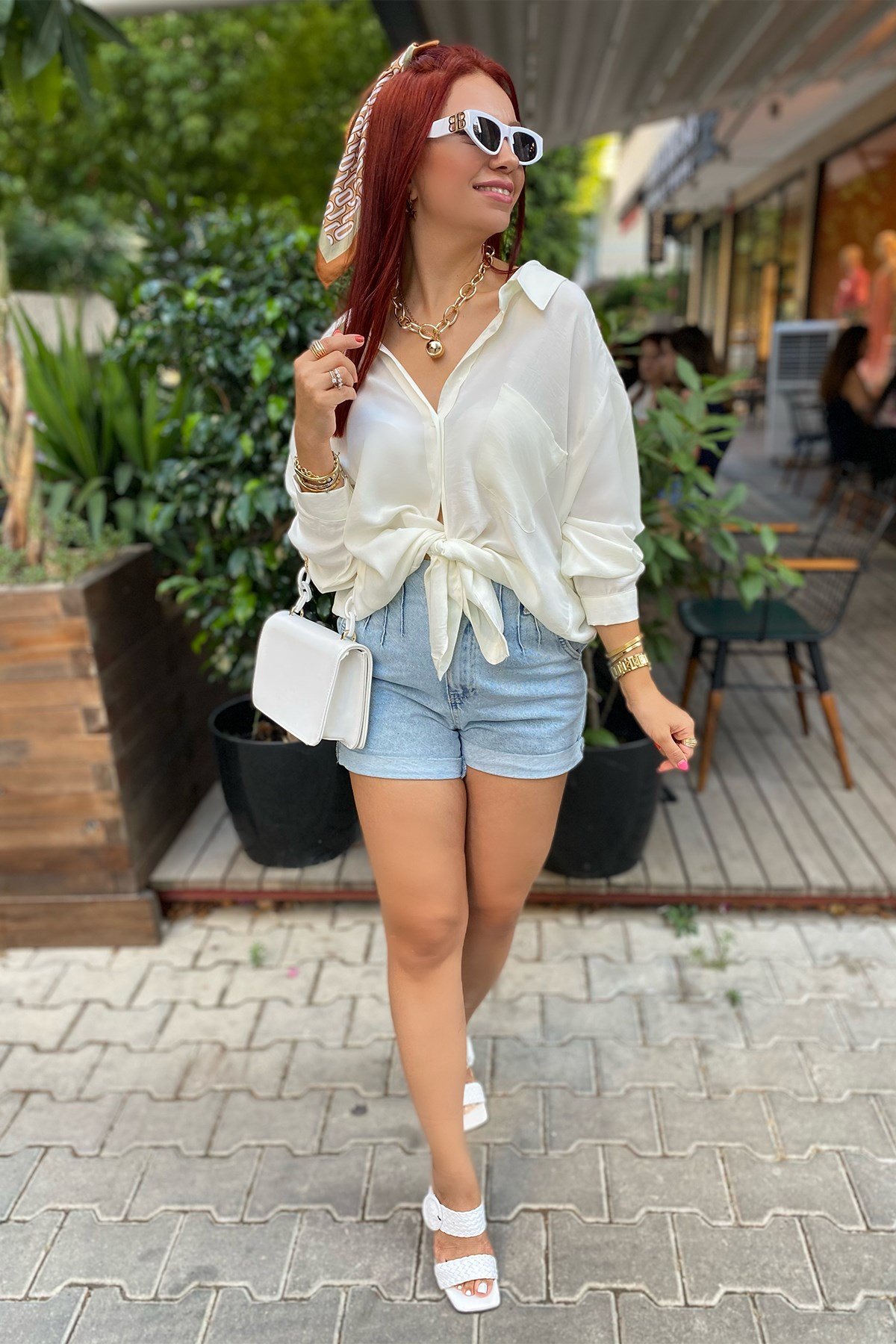 Beyaz Oversize Gömlek