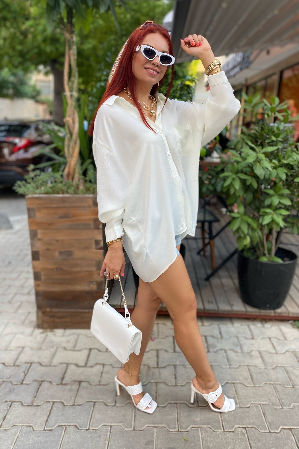 Beyaz Oversize Gömlek