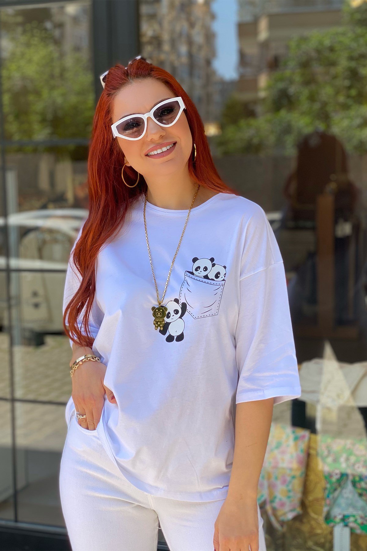 Beyaz Panda Detaylı Tshirt