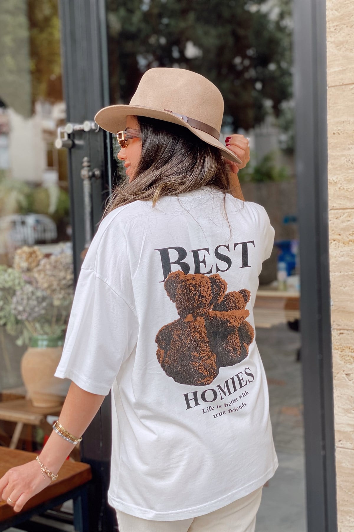 Beyaz Panda Detaylı Tshirt