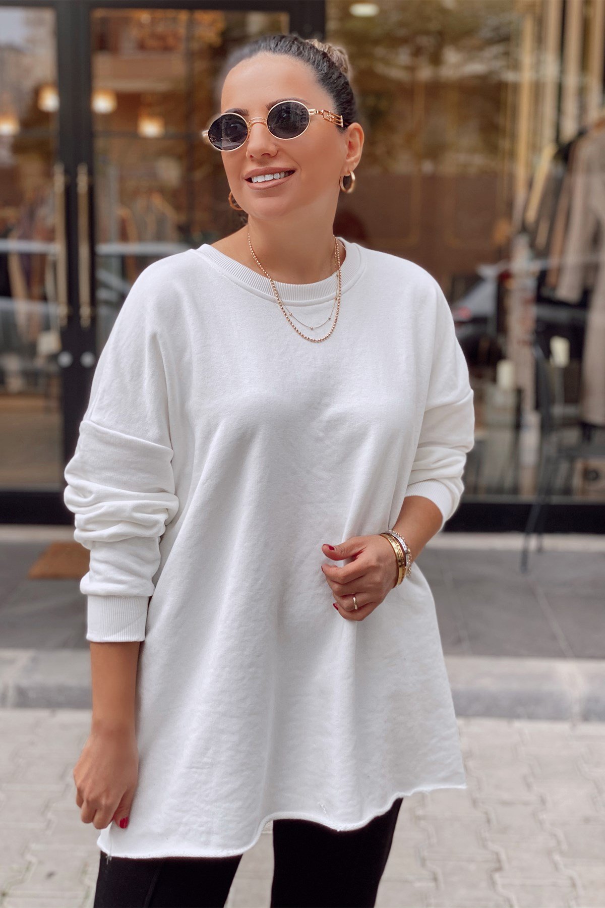 Beyaz Salaş Oversize Sweatshirt
