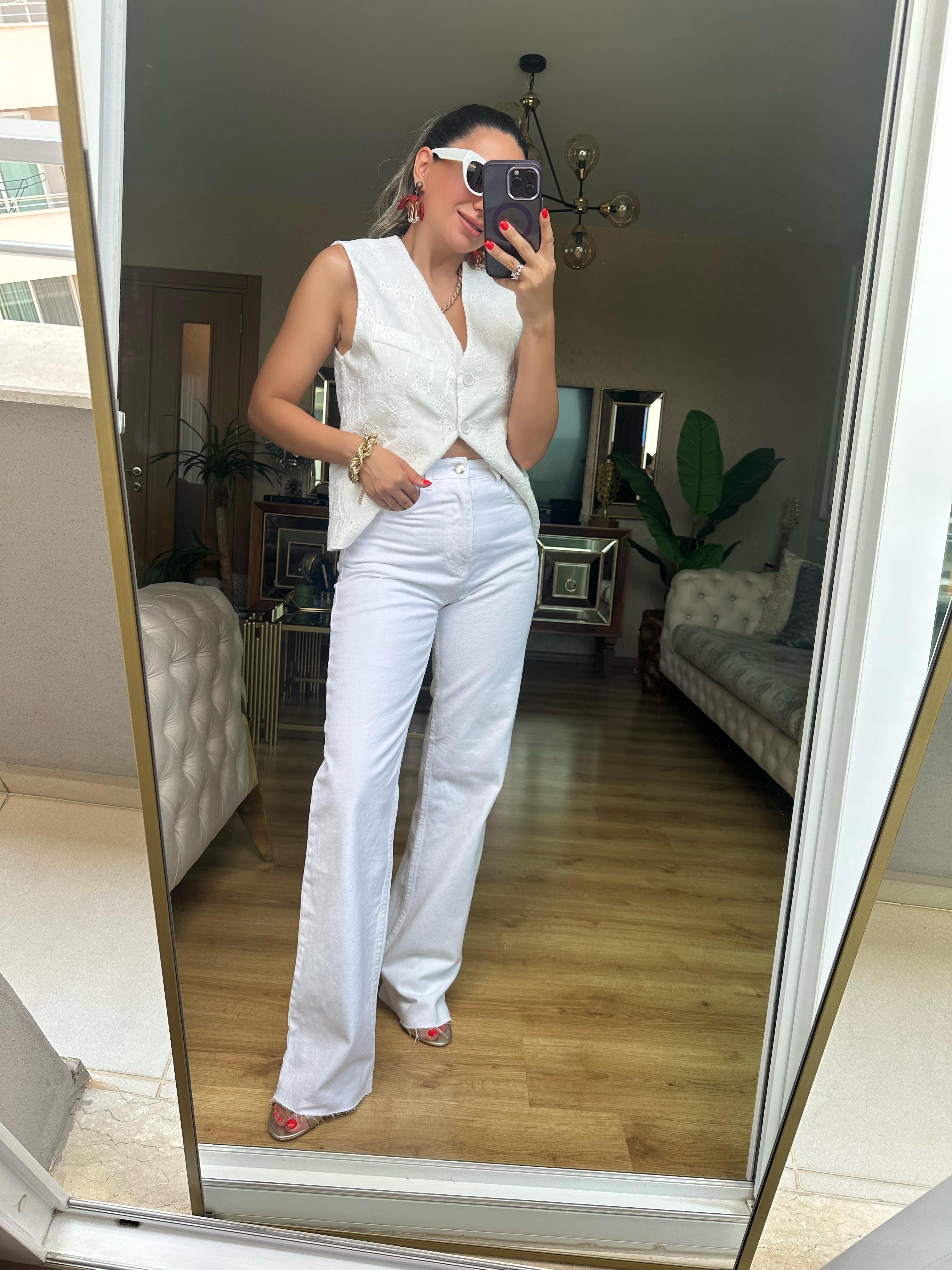 Beyaz Straight Fit Jean