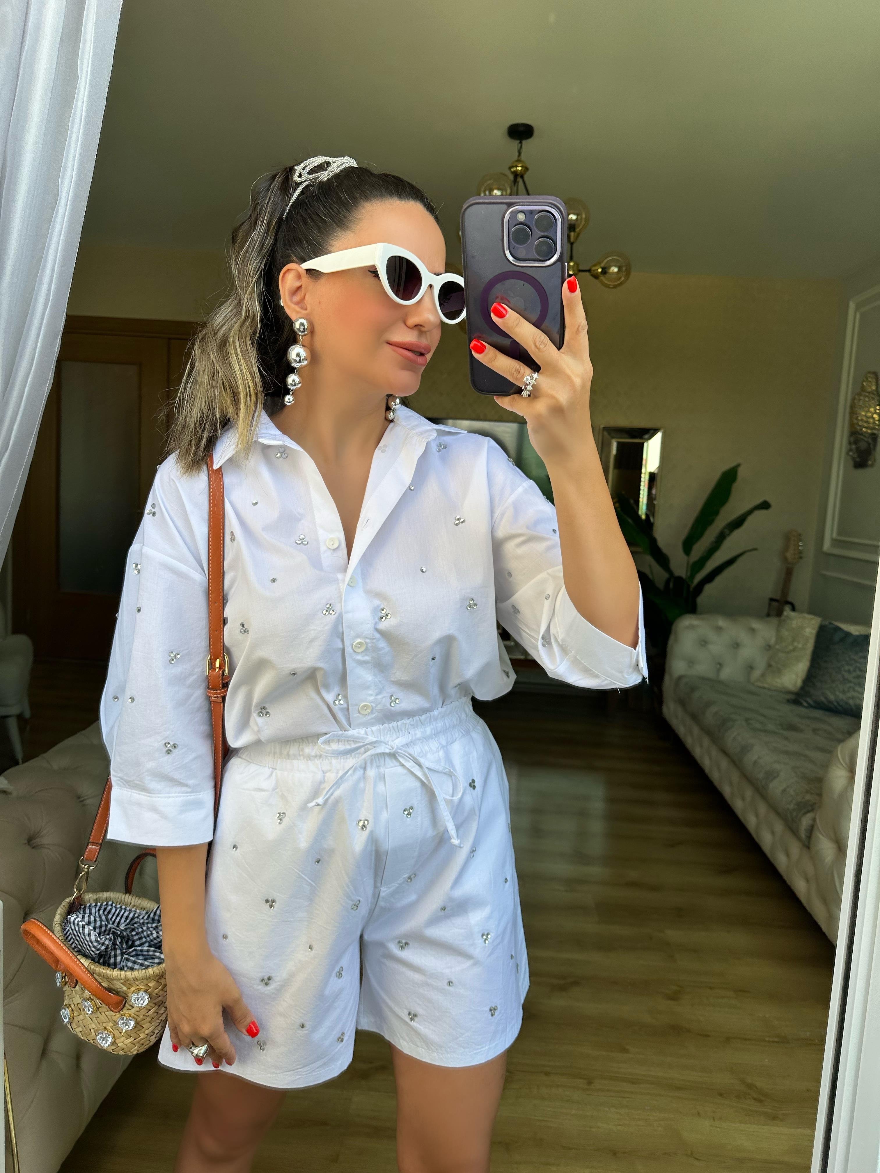 Beyaz Taşlı Poplin Şort Gömlek Takım
