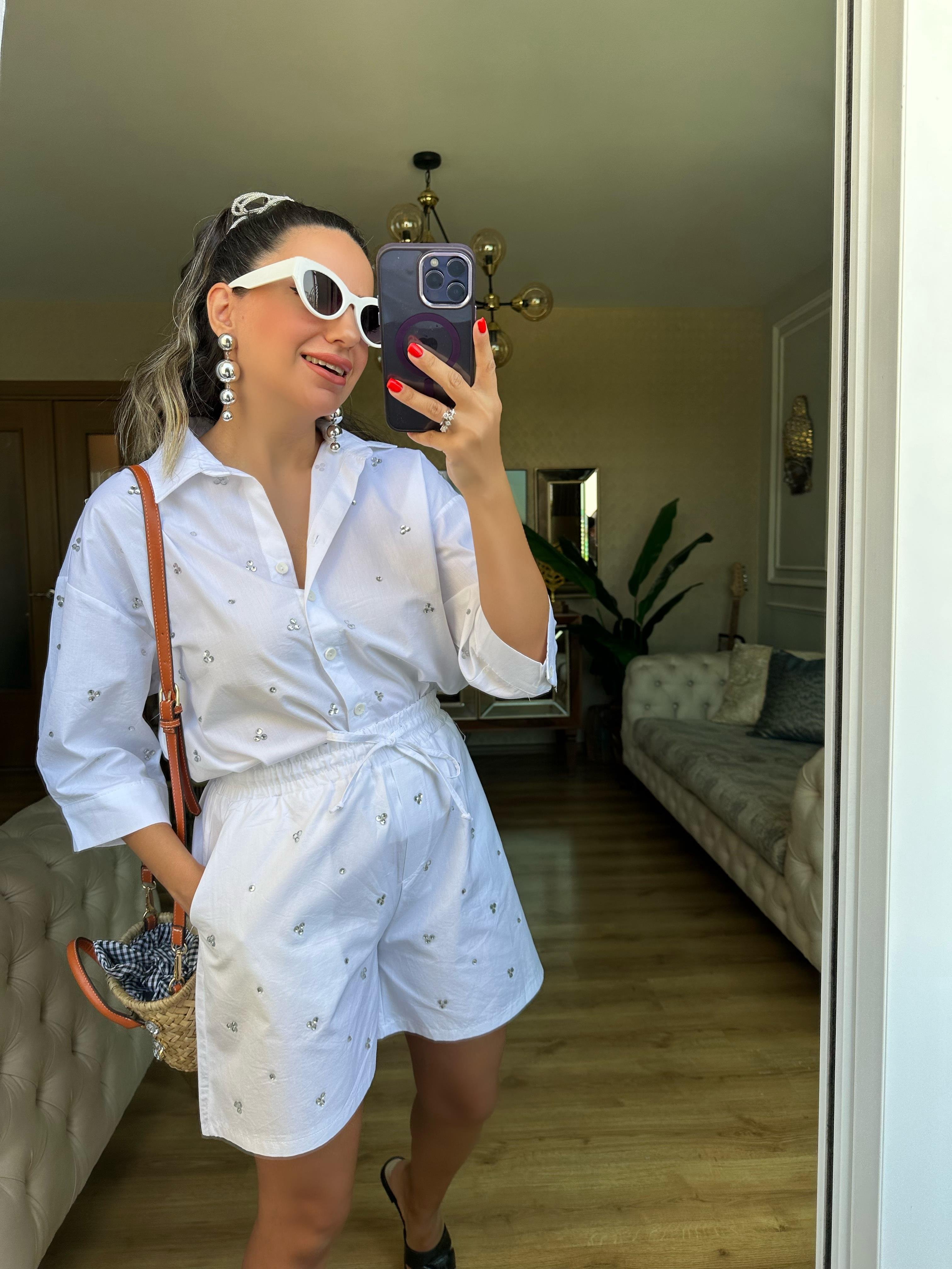 Beyaz Taşlı Poplin Şort Gömlek Takım