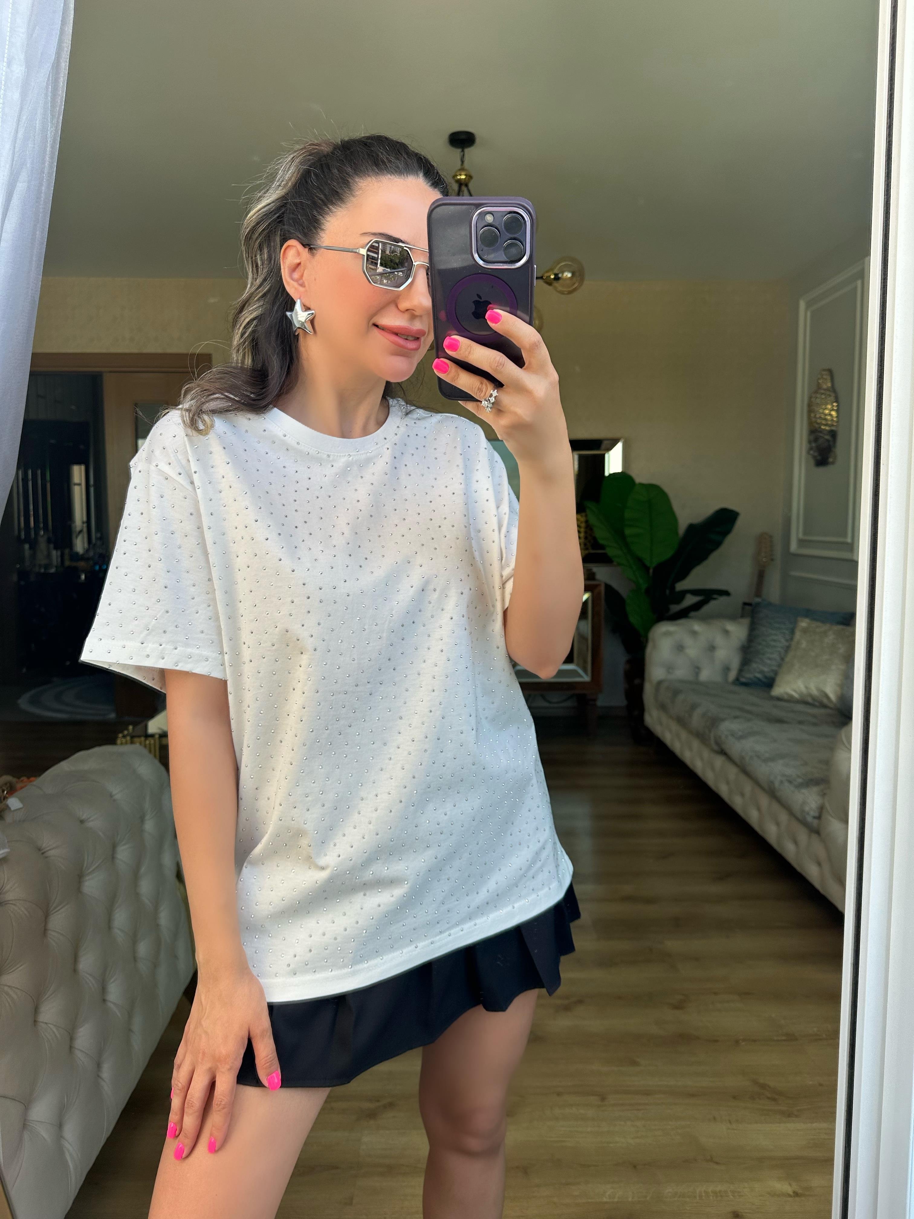 Beyaz Taşlı Tshirt