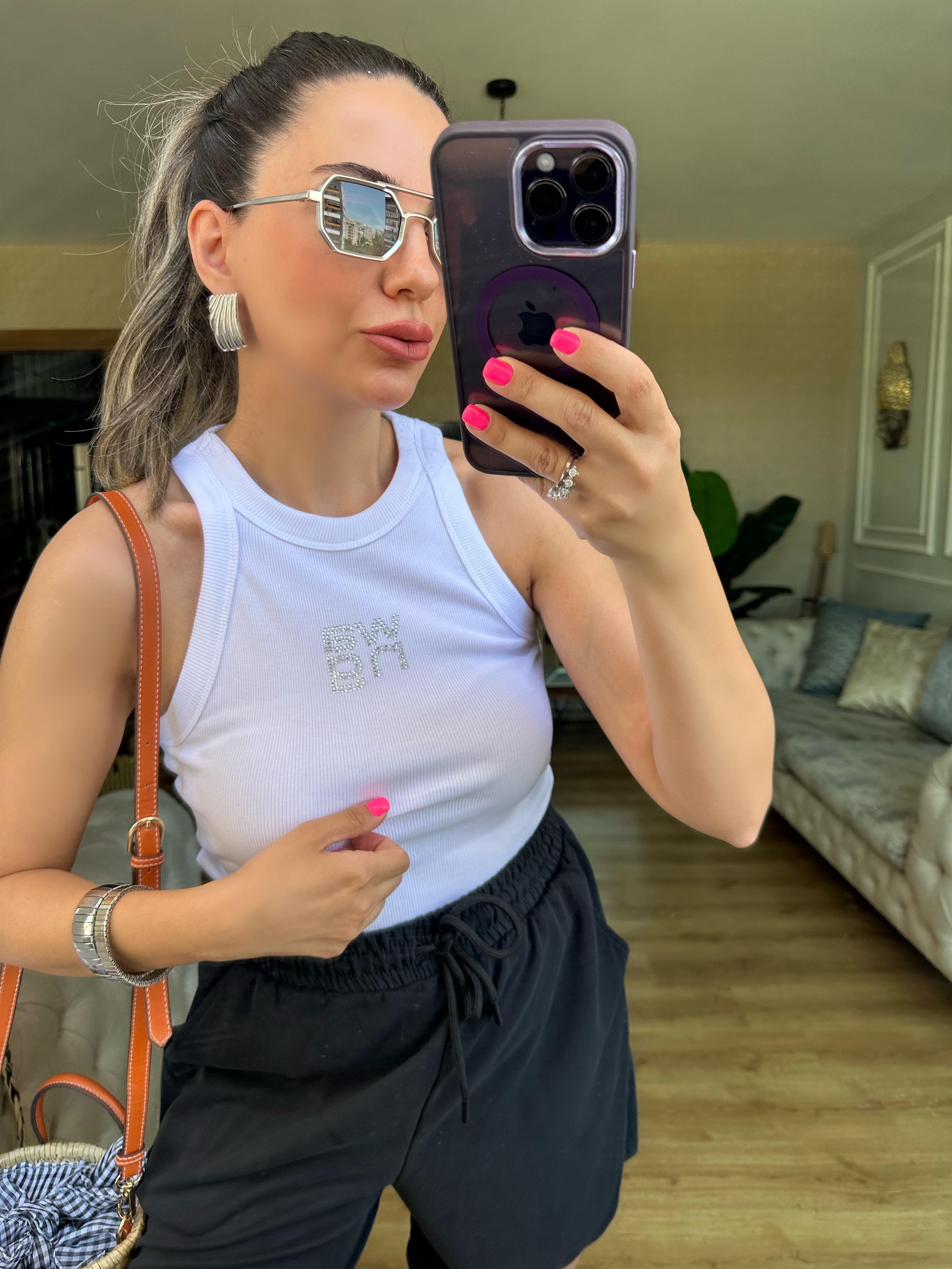 Beyaz Wang Taşlı Bluz Atlet