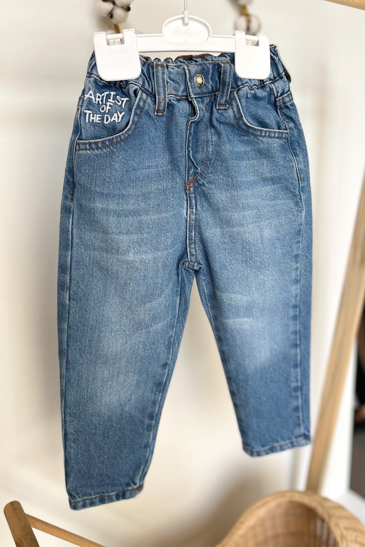 Cep Kısmı Baskılı Beli Lastikli Jean