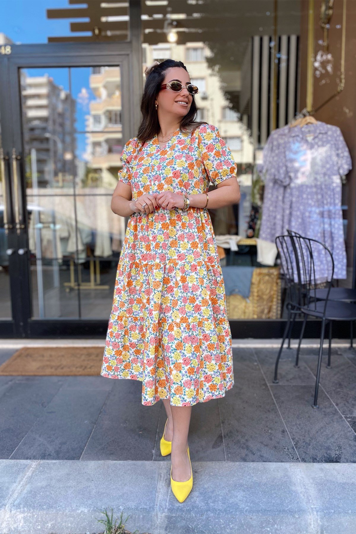 Çiçek Desenli Bahar Elbise