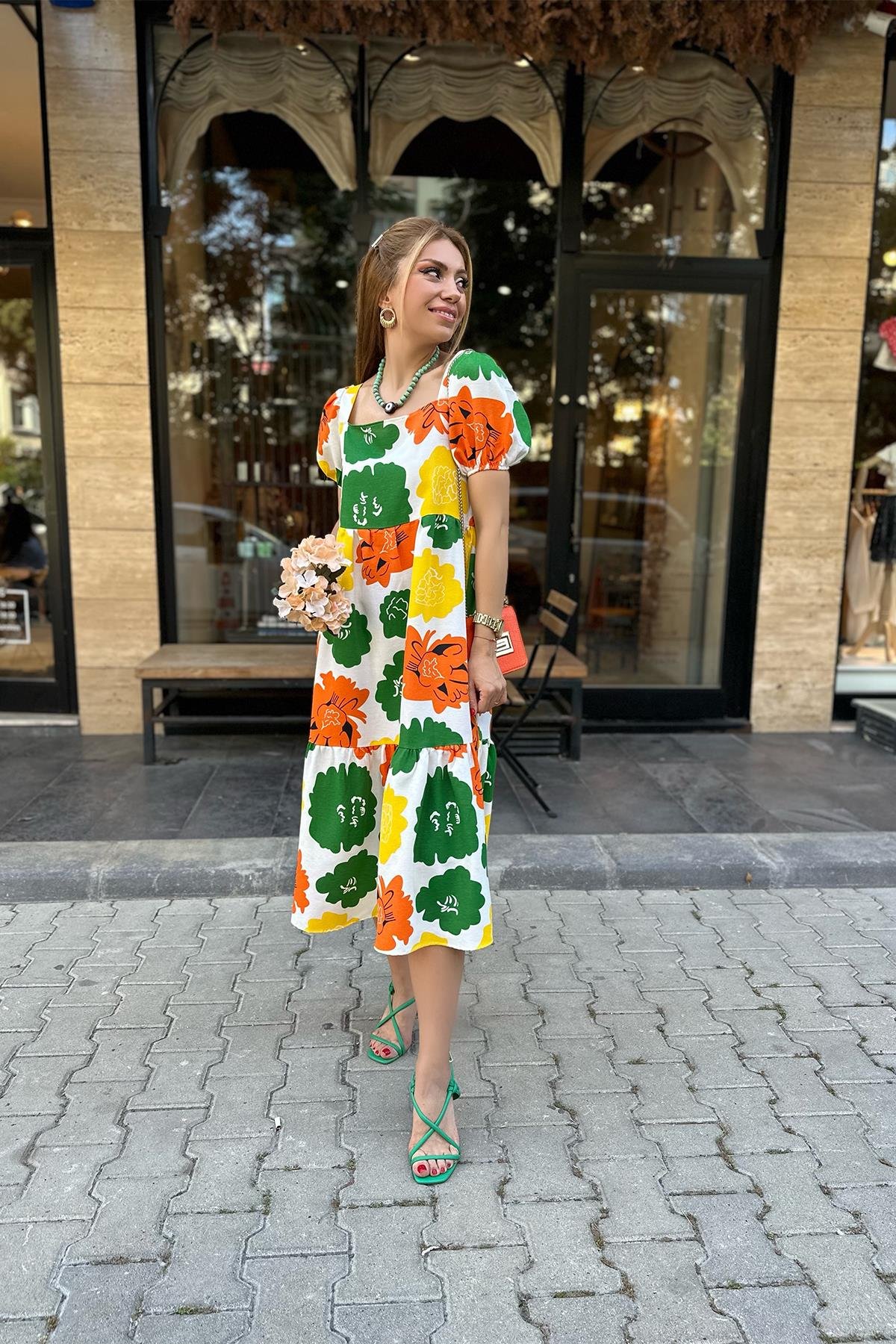 Çiçek Desenli Yarım Kol Elbise