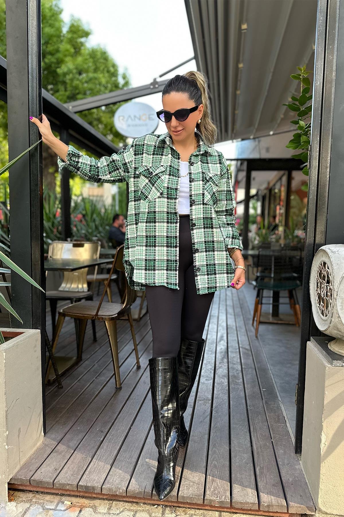 Çift Cepli Yeşil Krem Tüvit Gömlek