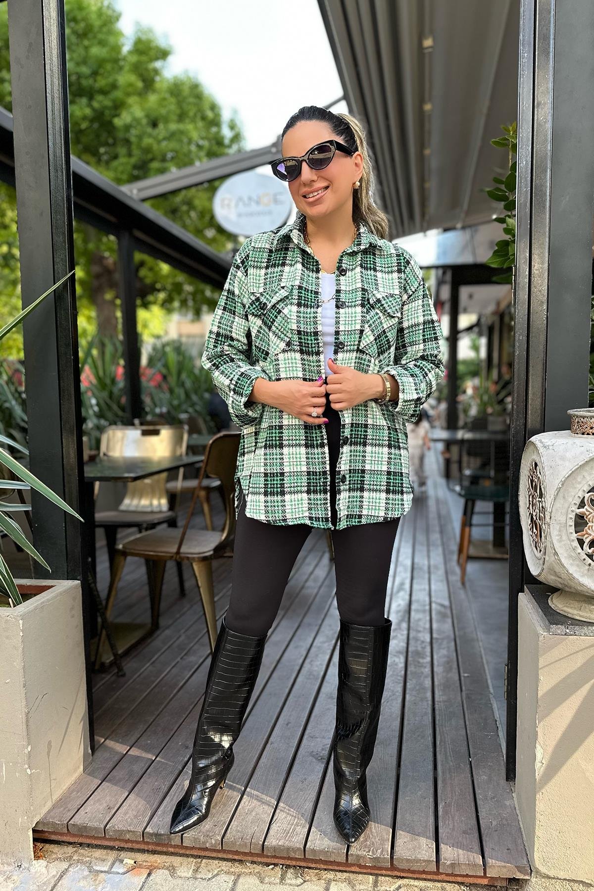 Çift Cepli Yeşil Krem Tüvit Gömlek