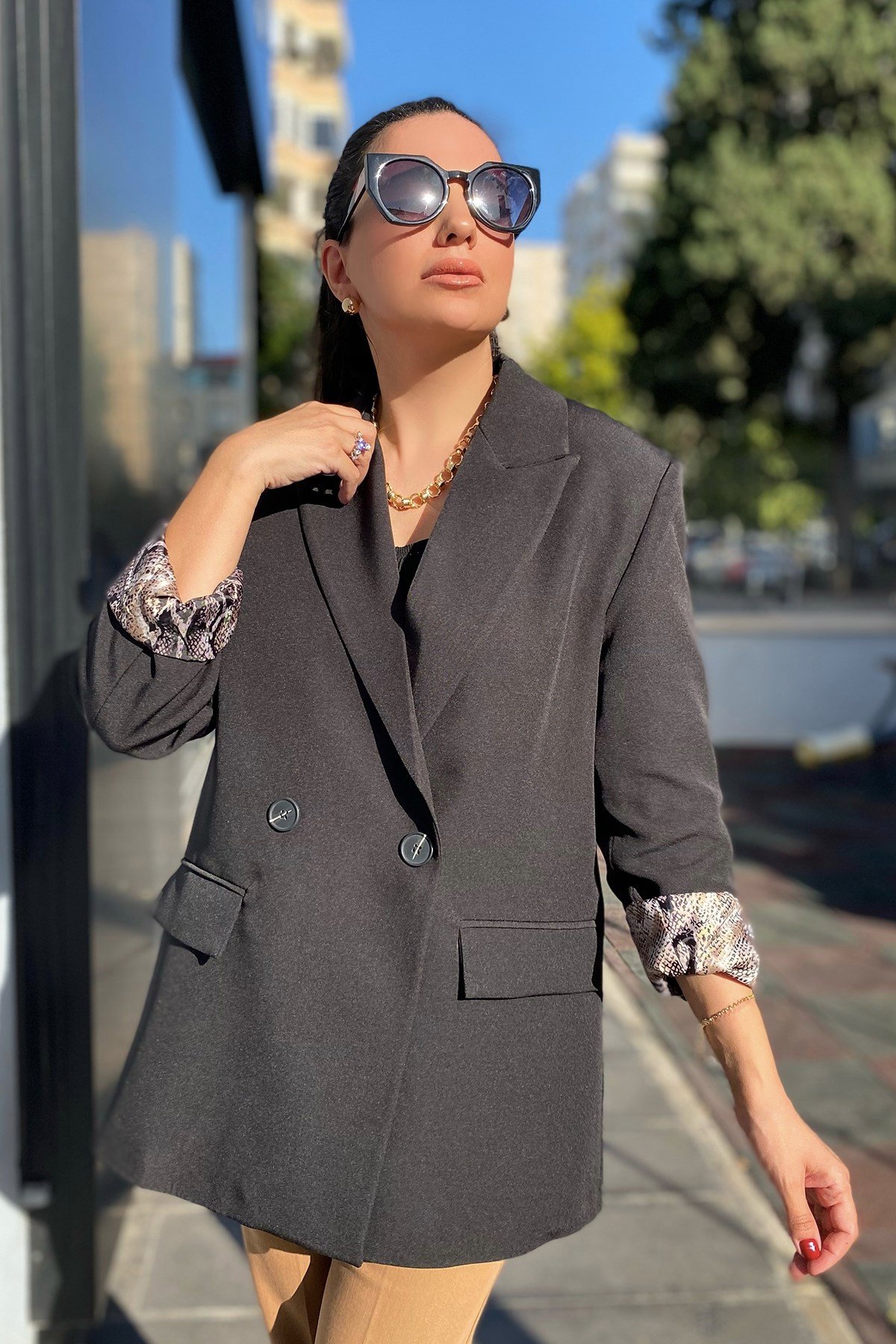 Çift Düğmeli Siyah Blazer Ceket