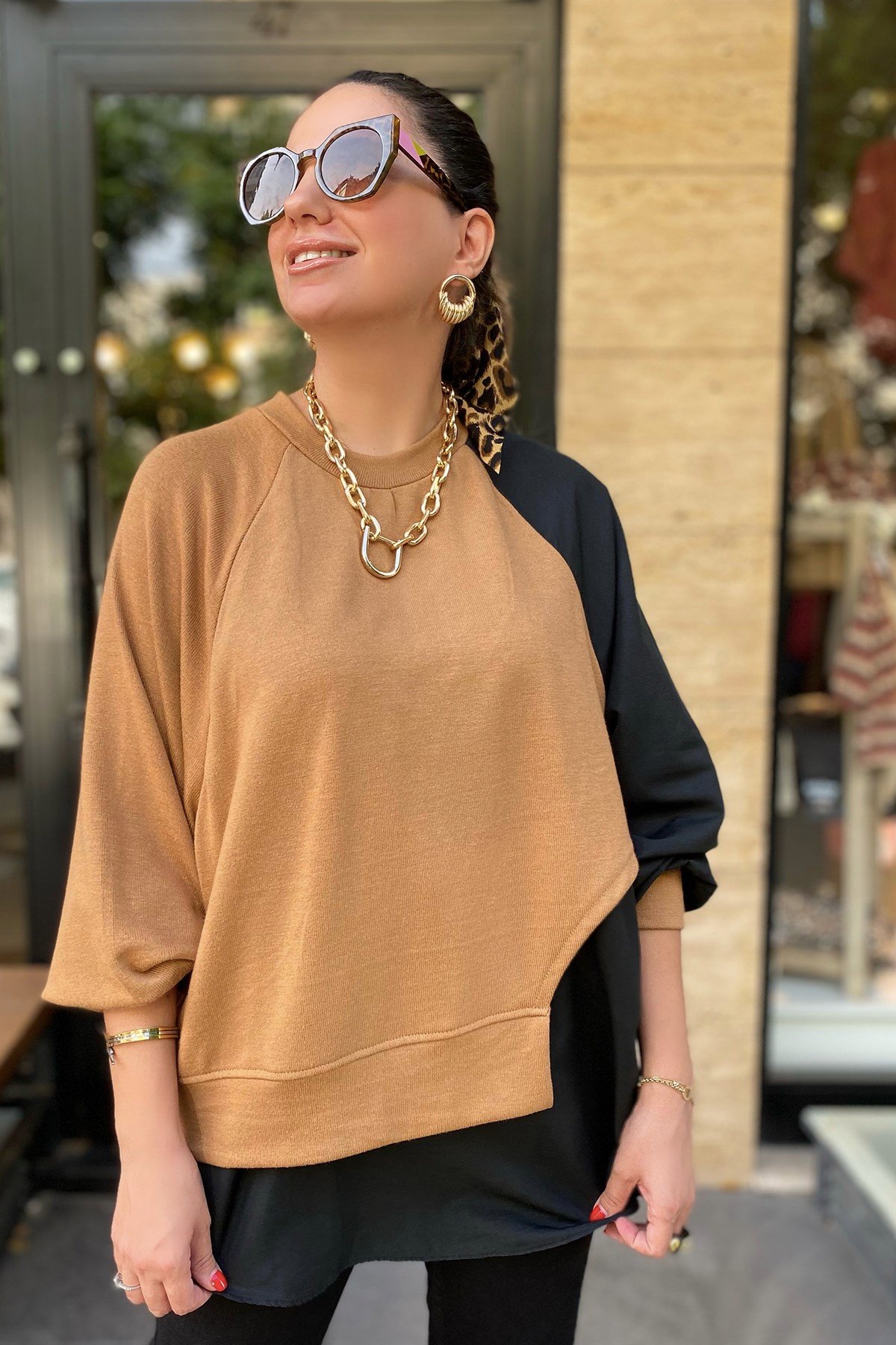 Çift Renk Siyah Sweatshirt