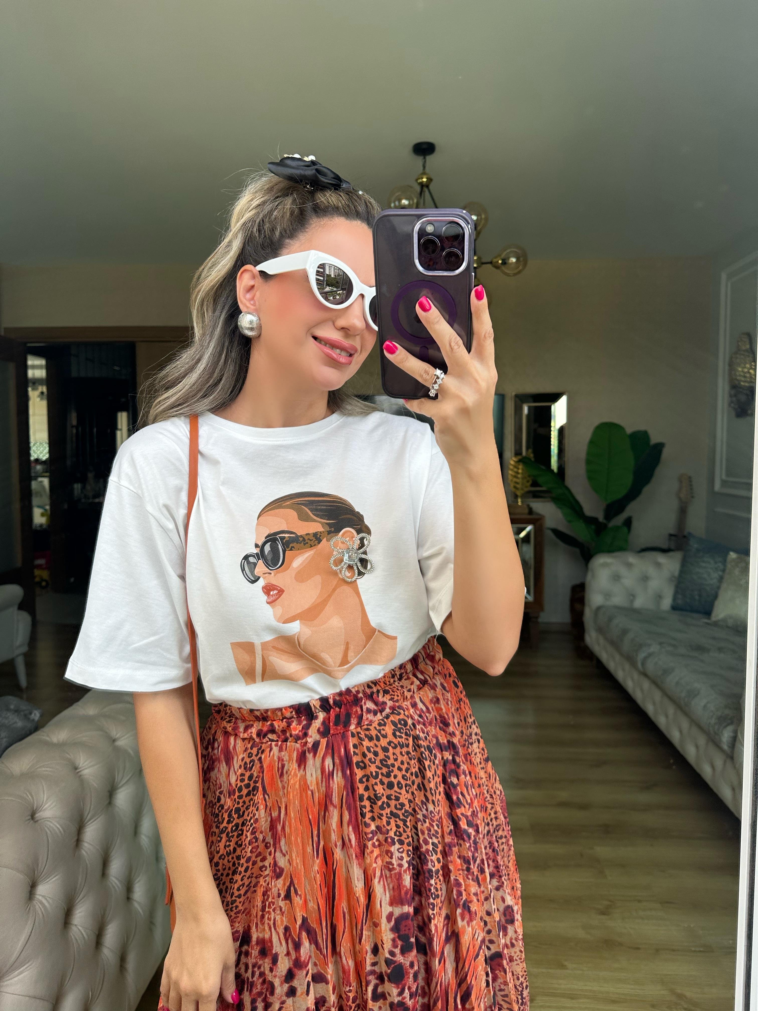 Desenli Baskılı Tshirt