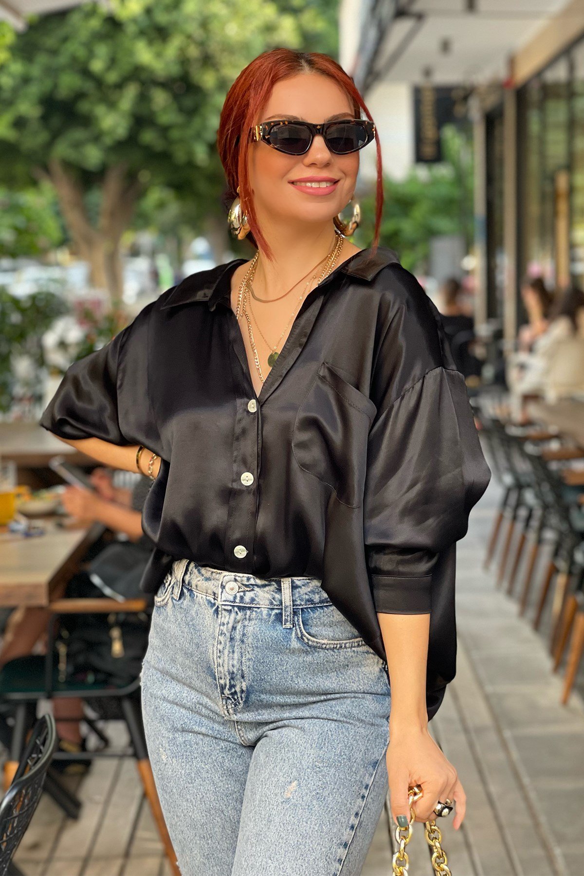 Düşük Omuz Saten Siyah Oversize Gömlek