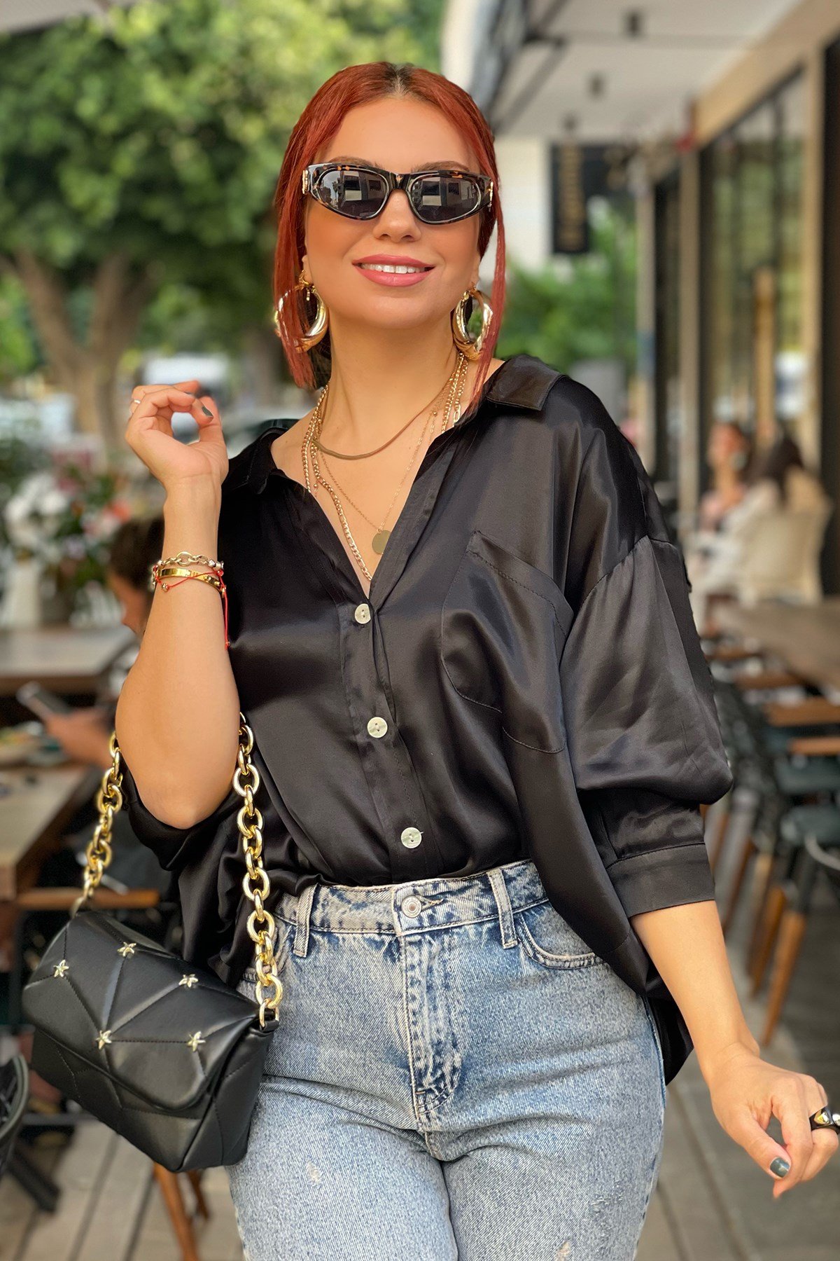 Düşük Omuz Saten Siyah Oversize Gömlek