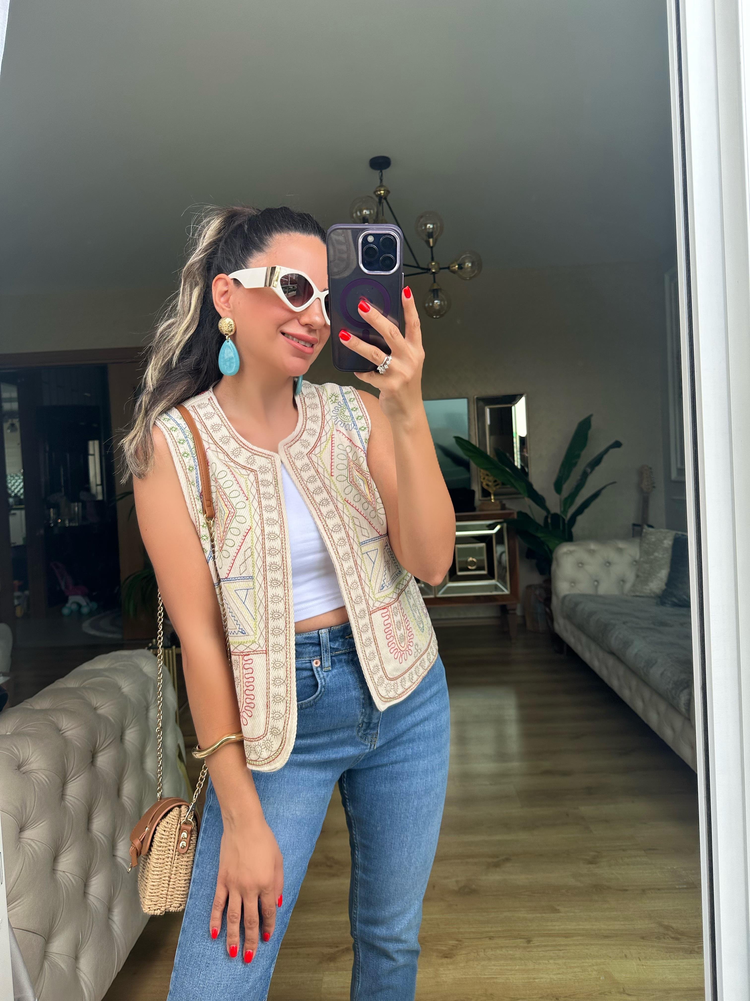 Etnik Desen Nakışlı Yelek